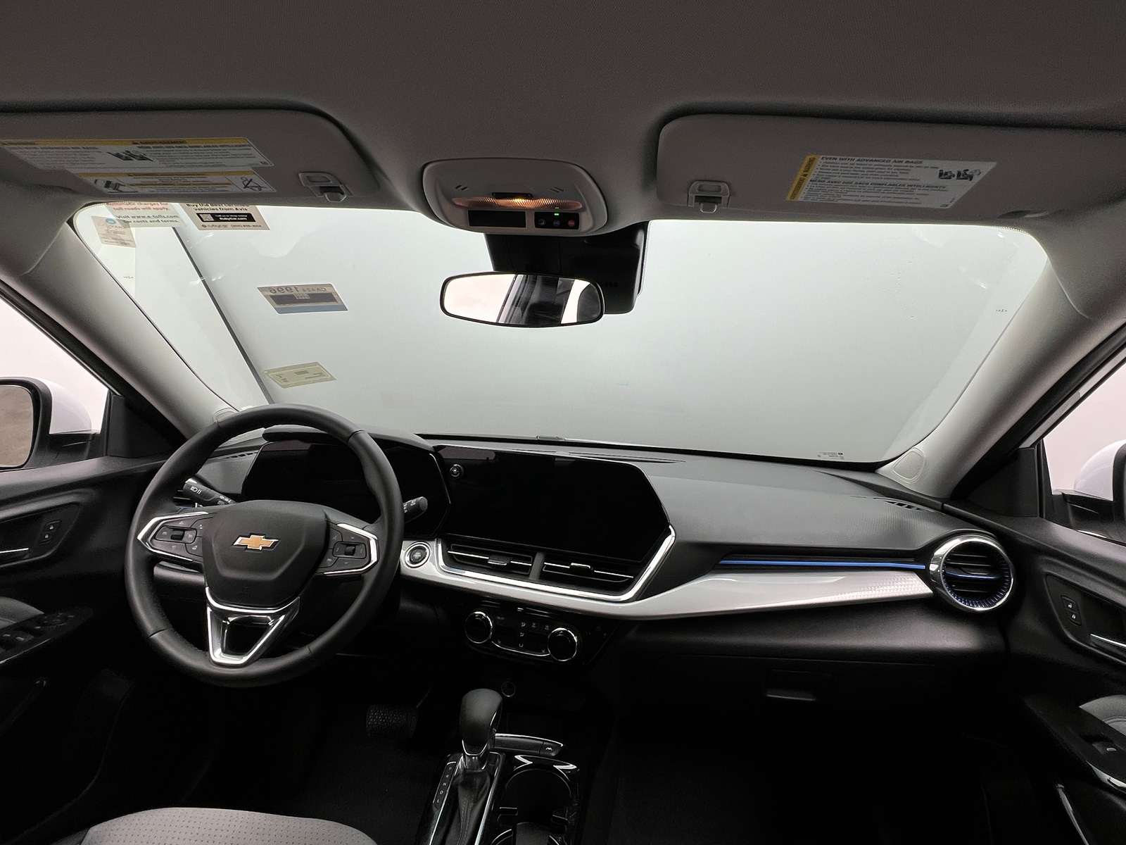 Thumbnail: 2025 Chevrolet Trax - 3