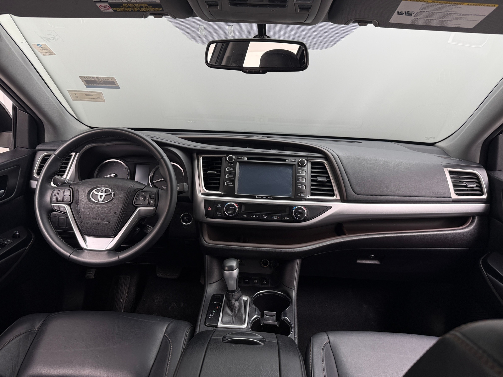 Thumbnail: 2016 Toyota Highlander - 2