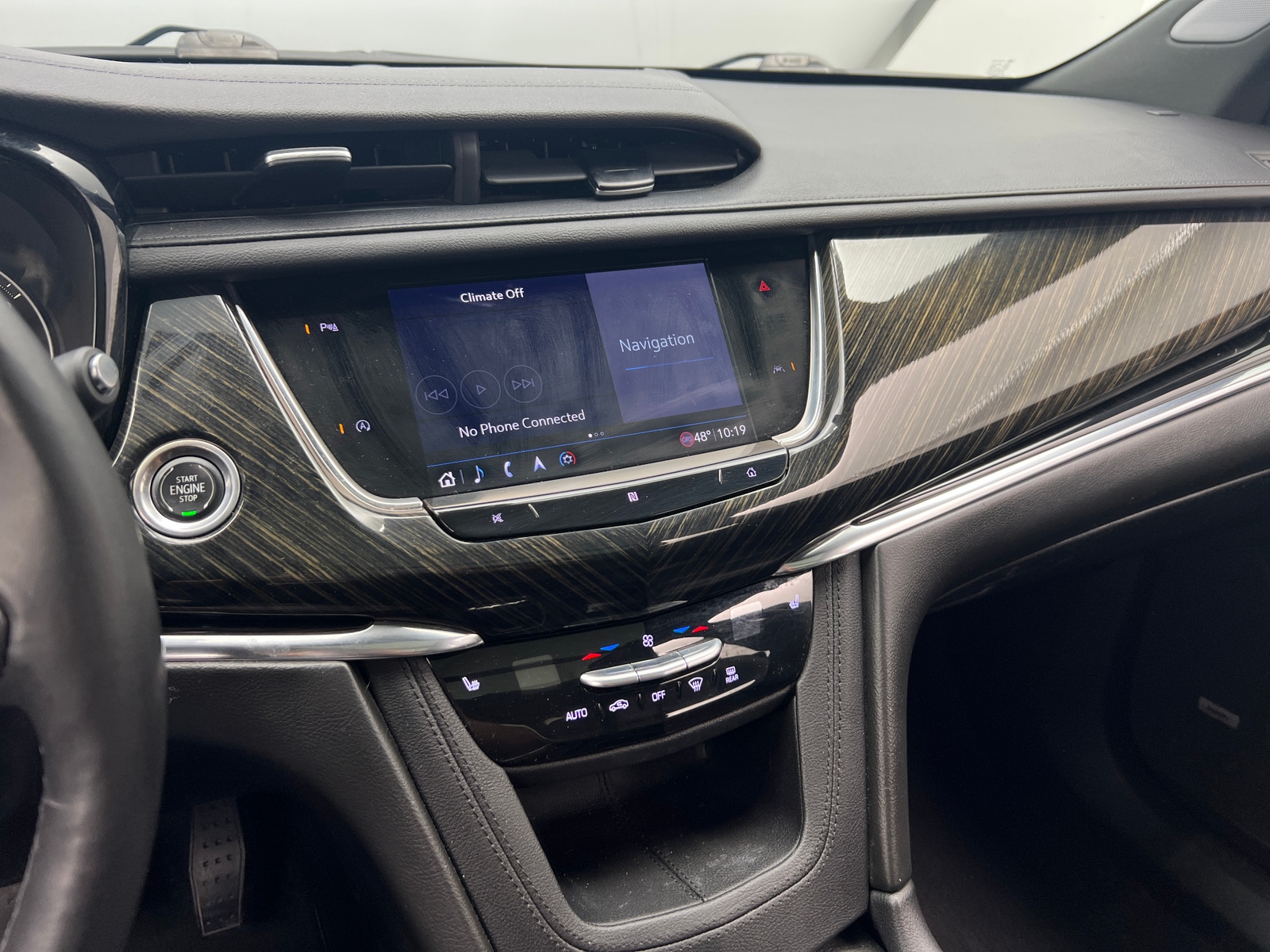 Thumbnail: 2020 Cadillac XT6 - 3