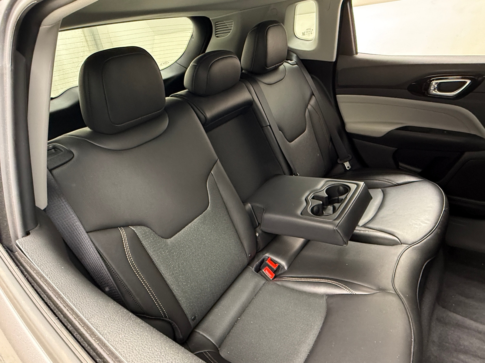 Thumbnail: 2022 Jeep Compass - 5