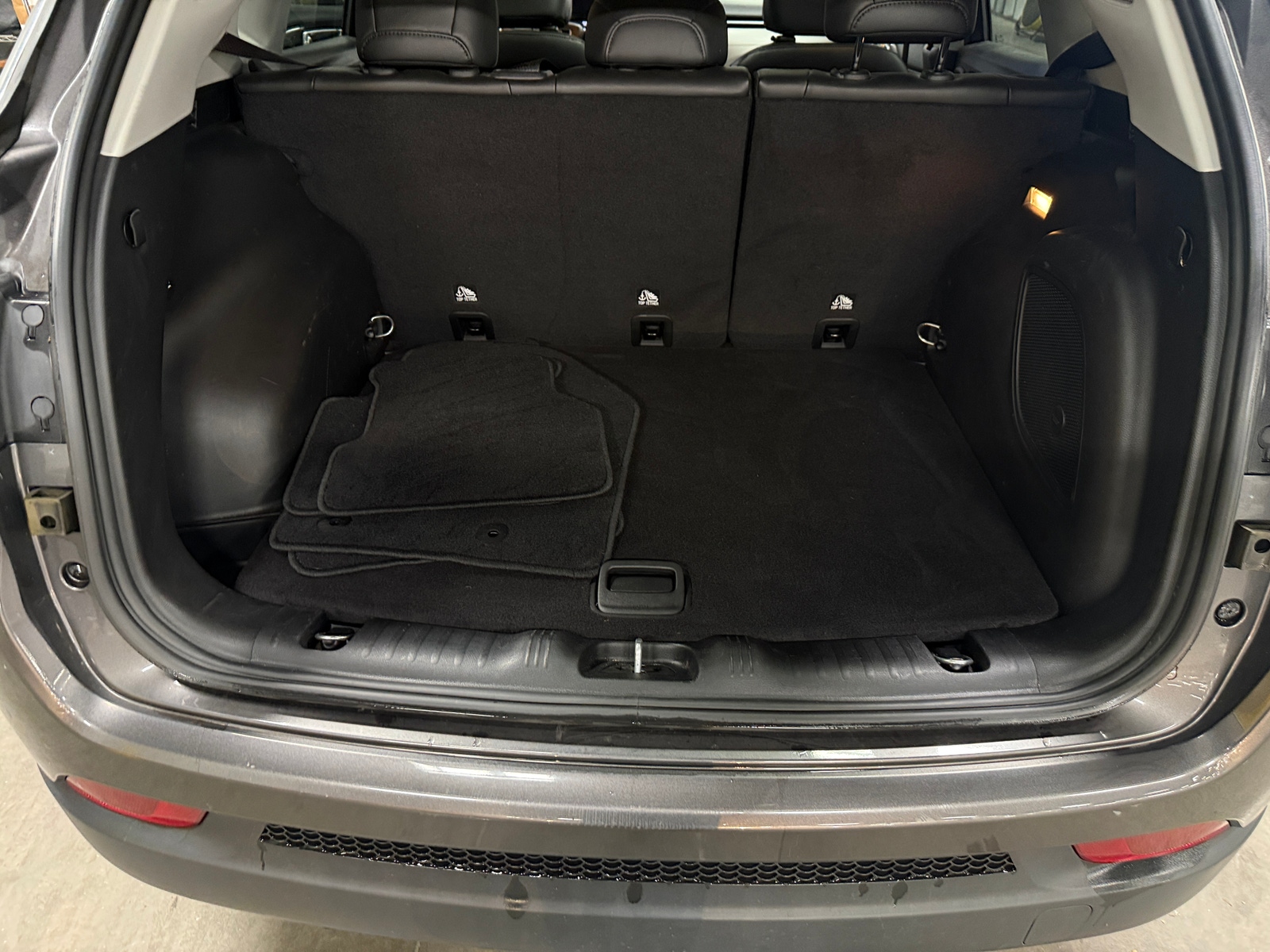 Thumbnail: 2022 Jeep Compass - 6