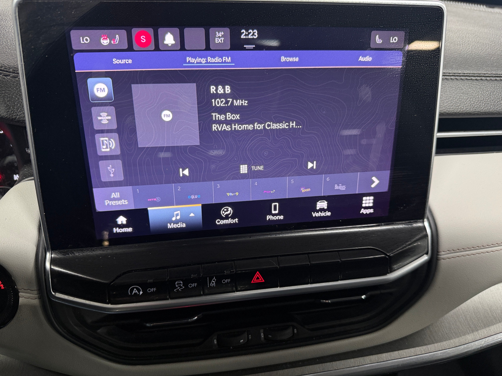 Thumbnail: 2022 Jeep Compass - 3