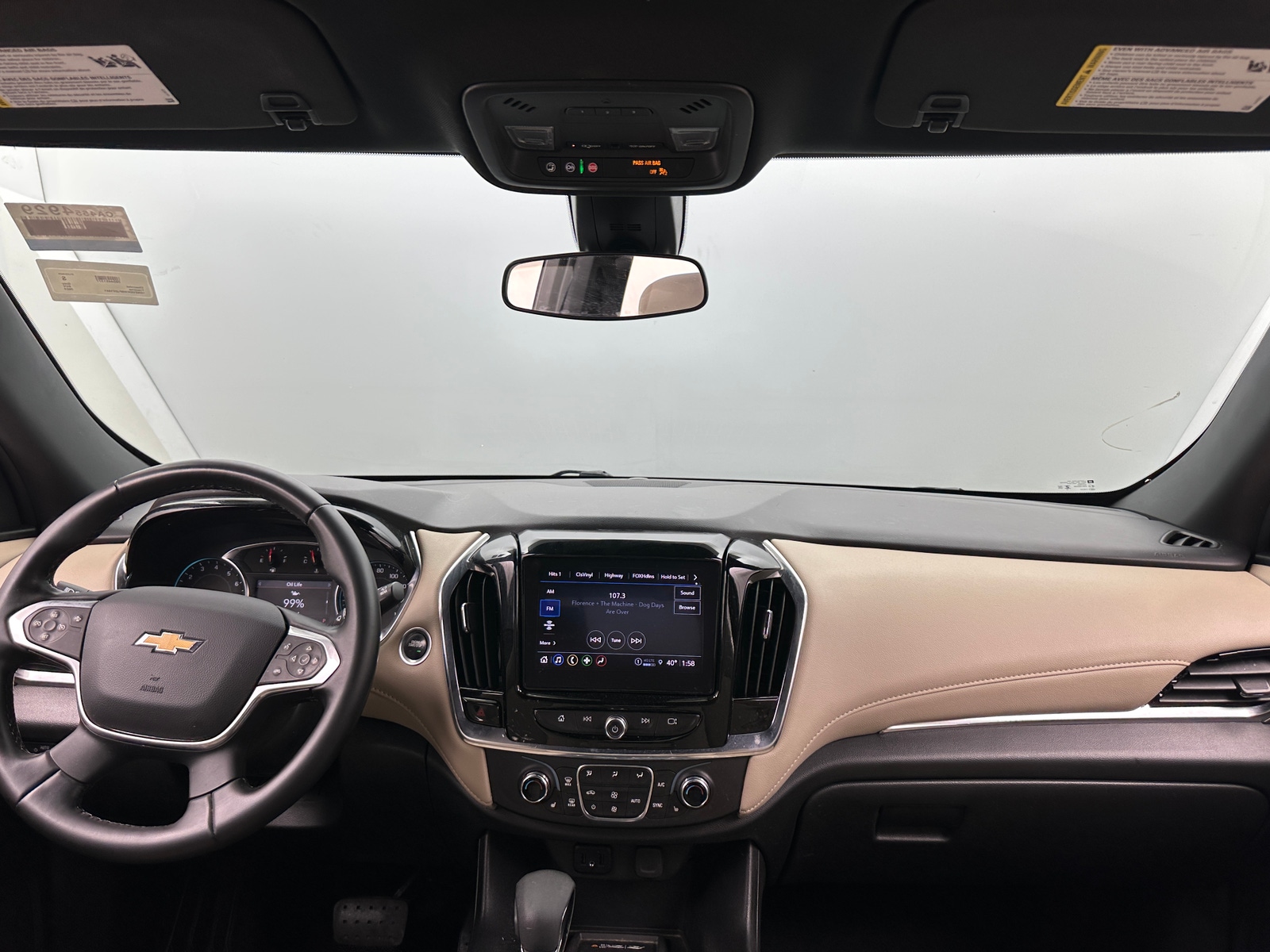 Thumbnail: 2023 Chevrolet Traverse - 3