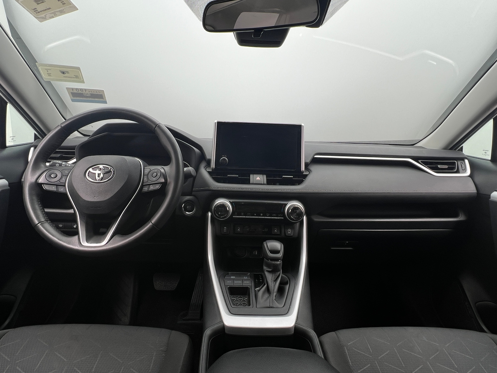 Thumbnail: 2025 Toyota RAV4 - 3