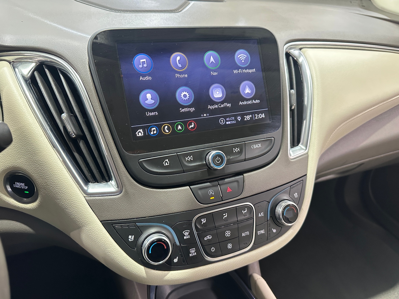 Thumbnail: 2024 Chevrolet Malibu - 3