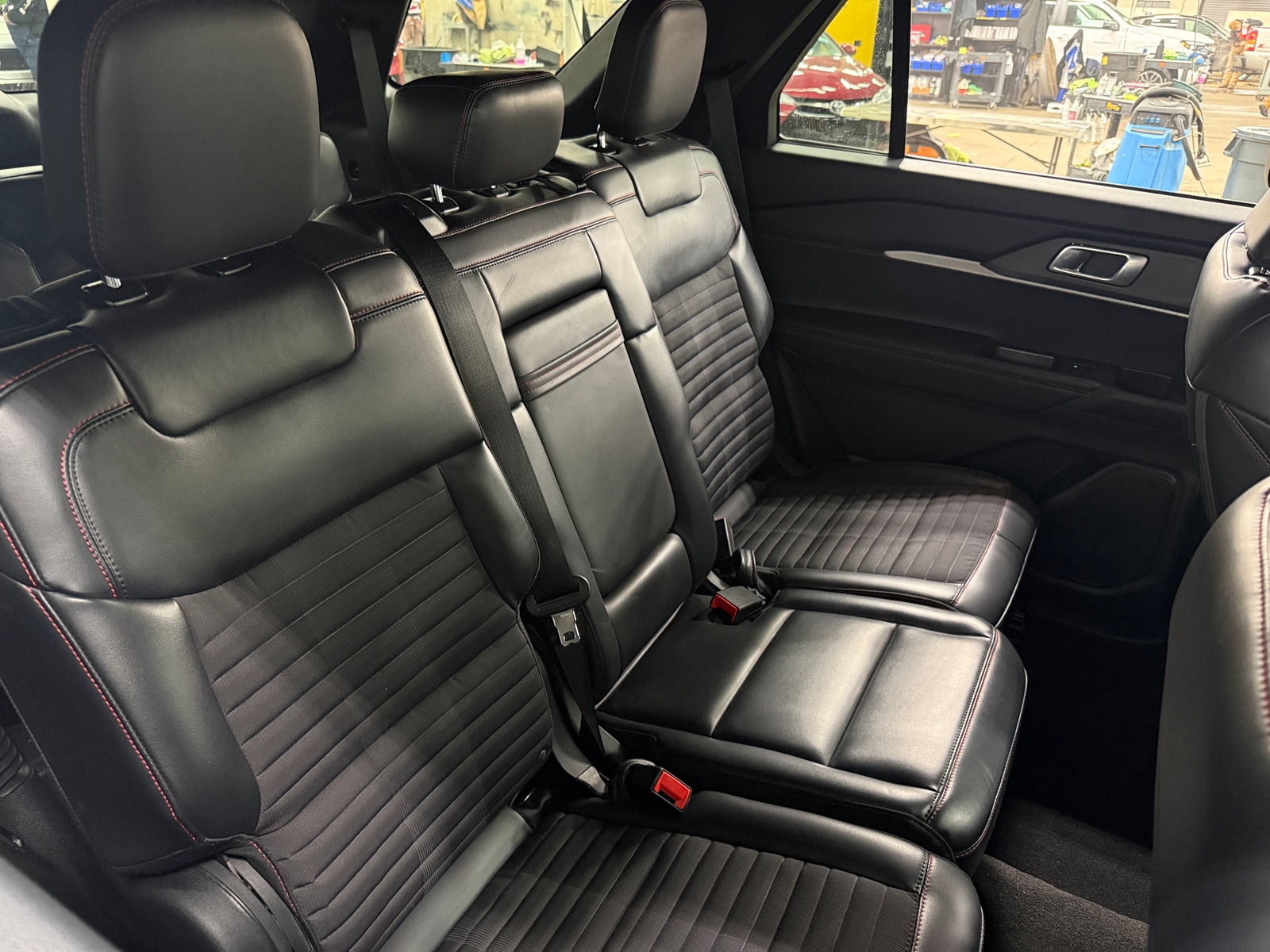 Thumbnail: 2025 Ford Explorer - 5