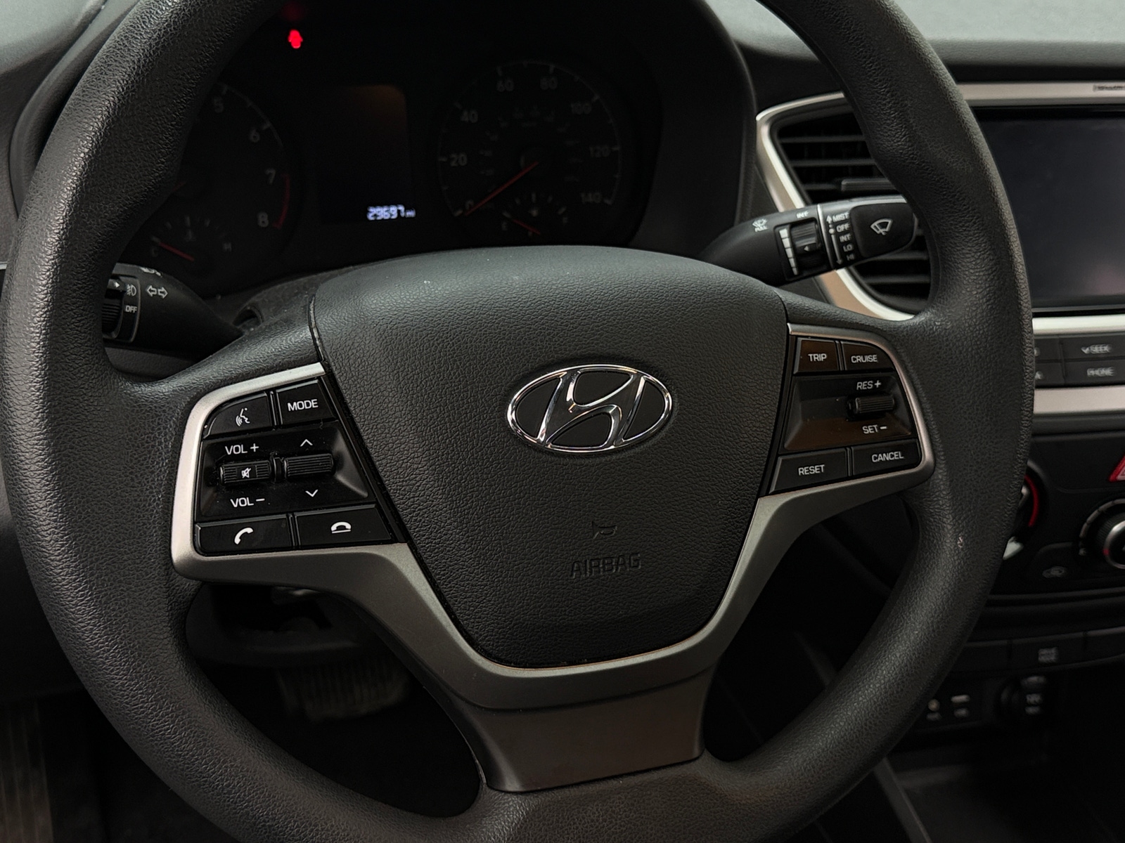 Thumbnail: 2022 Hyundai Accent - 5