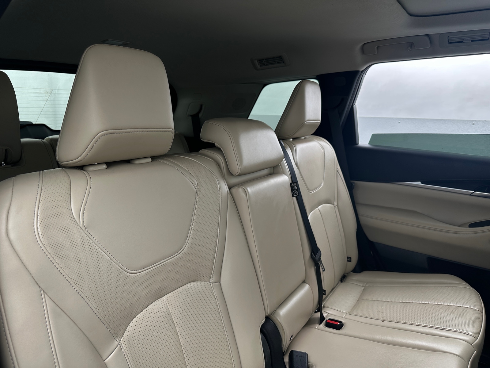 Thumbnail: 2023 INFINITI QX60 - 5