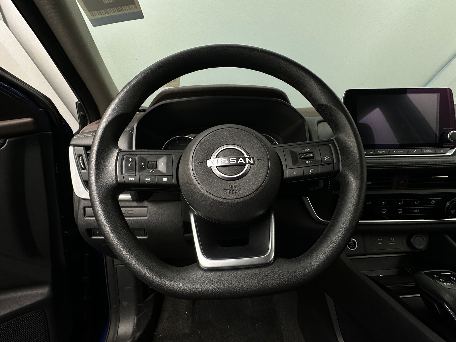 Thumbnail: 2023 Nissan Rogue - 5