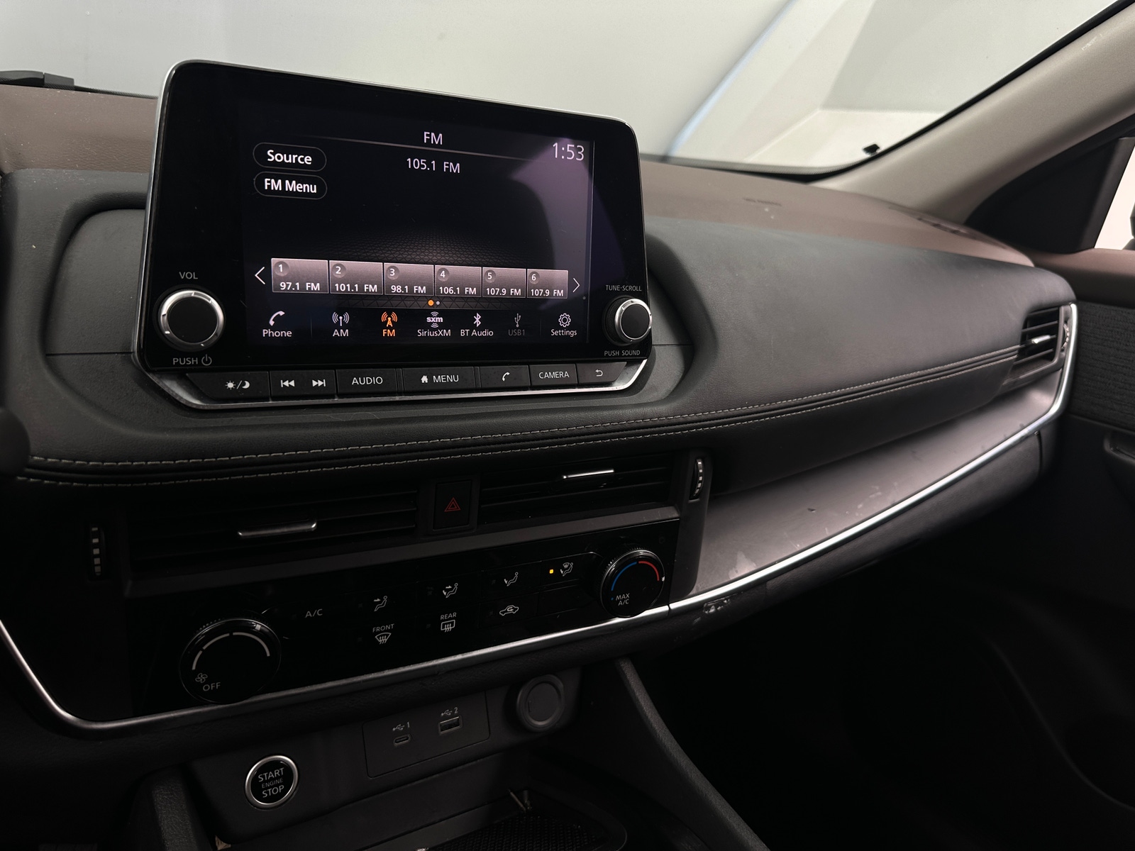 Thumbnail: 2023 Nissan Rogue - 4