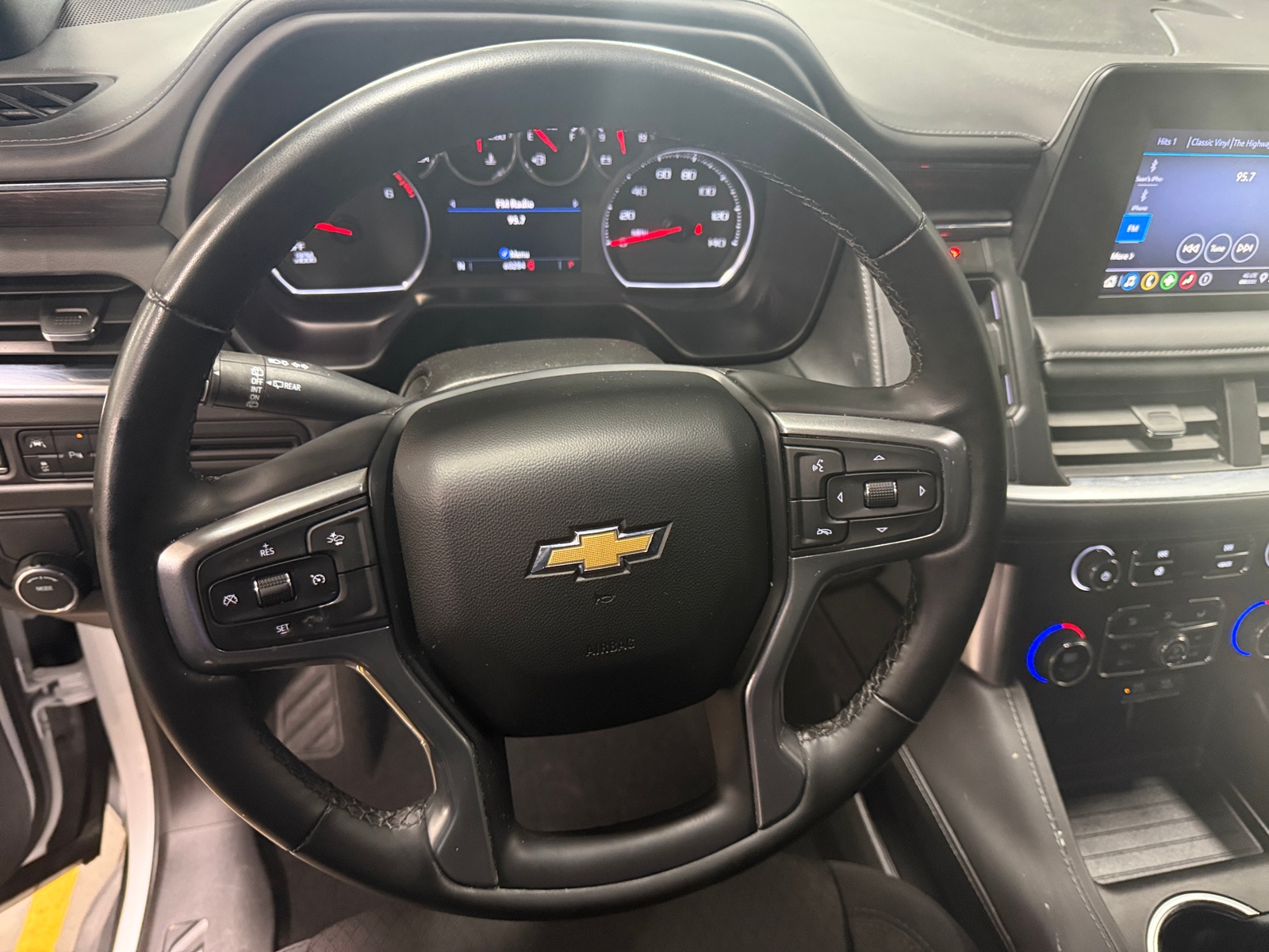 Thumbnail: 2023 Chevrolet Tahoe - 5