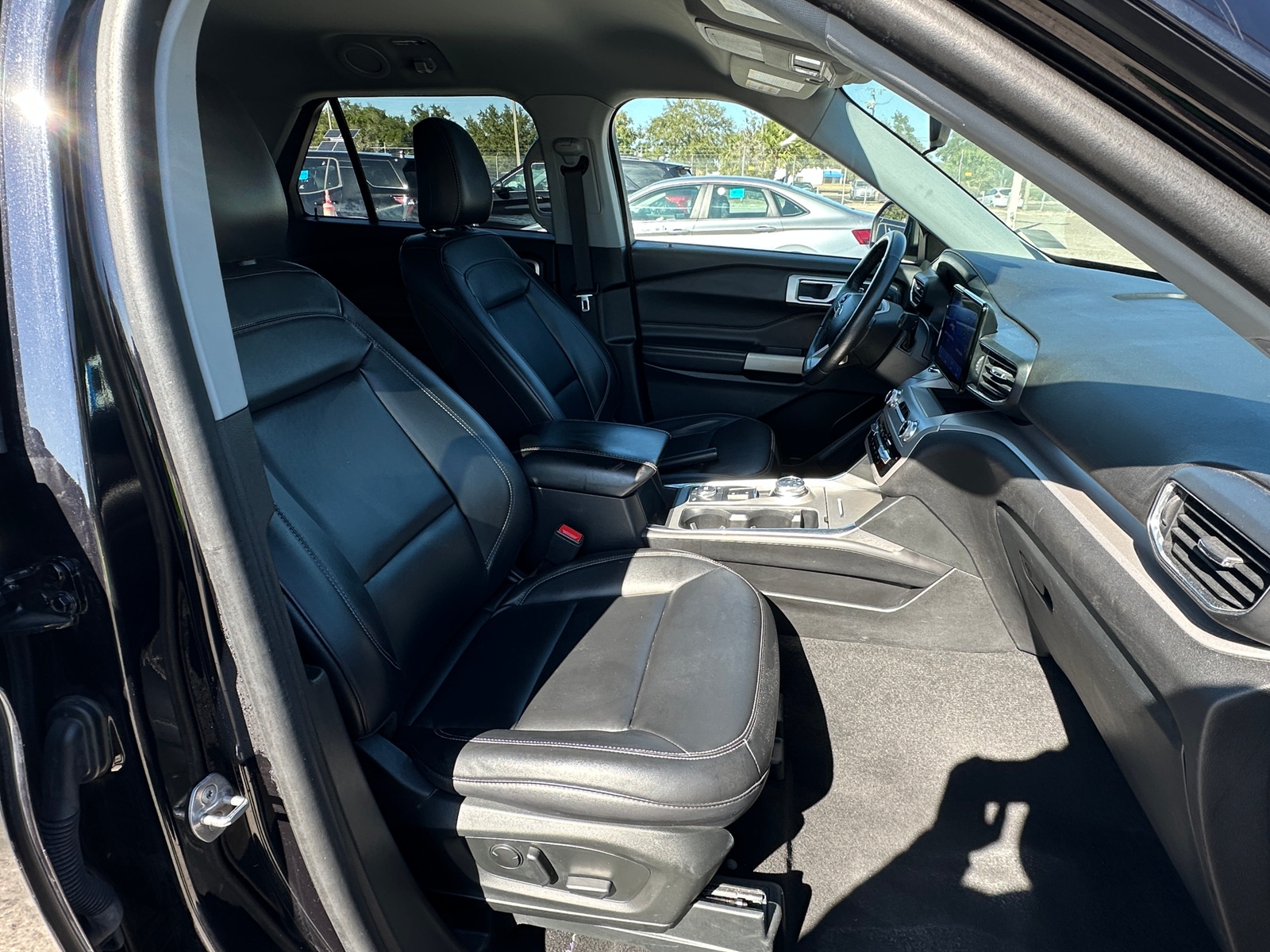 Thumbnail: 2023 Ford Explorer - 2