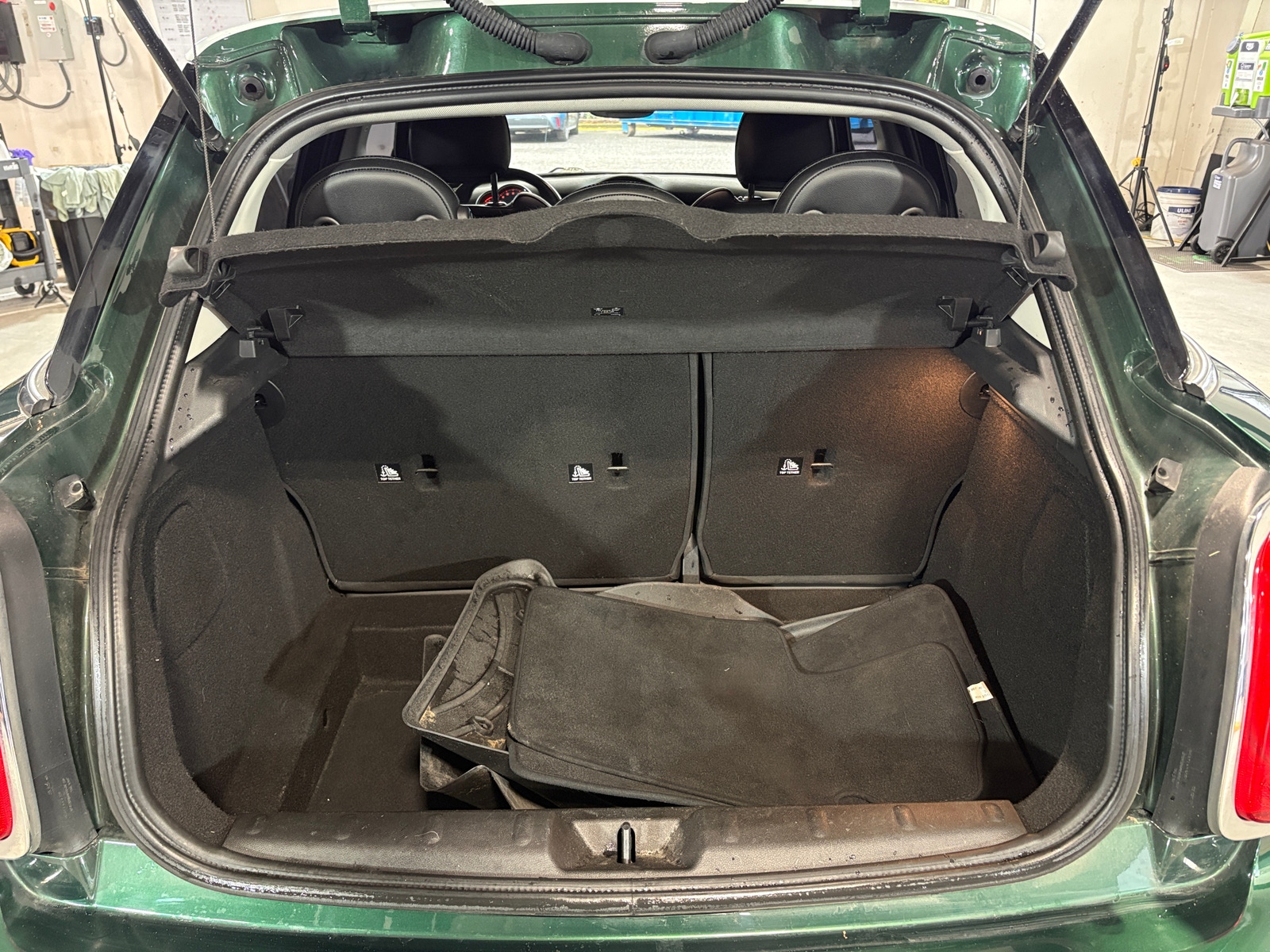 Thumbnail: 2017 MINI Cooper Hardtop - 6