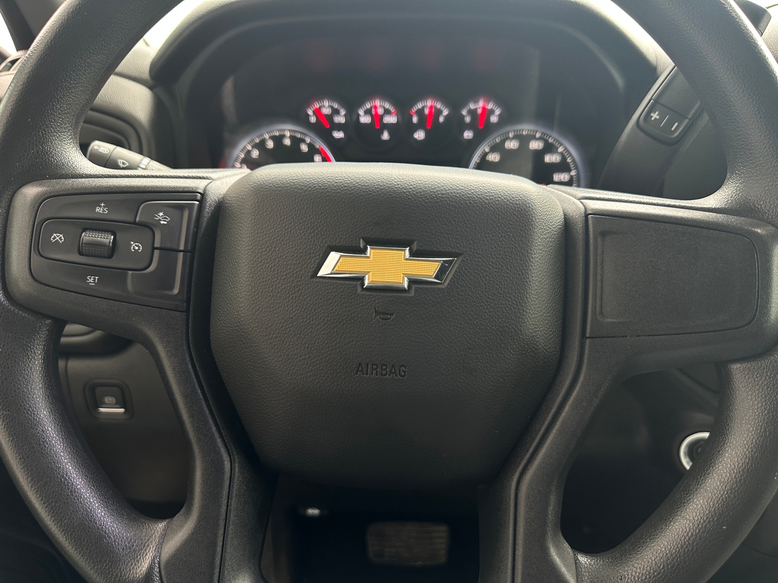 Thumbnail: 2022 Chevrolet Silverado 1500 - 5