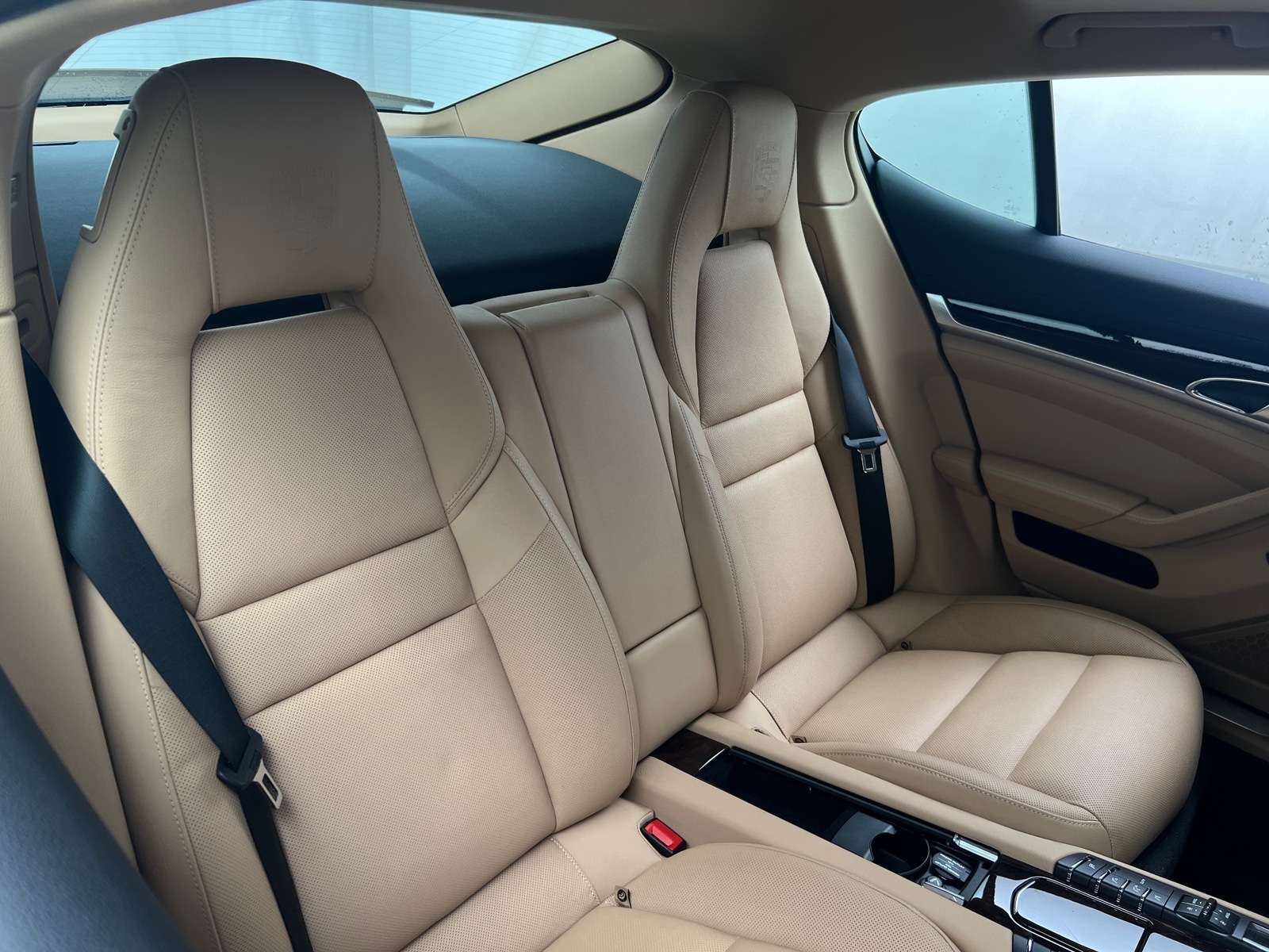 Thumbnail: 2016 Porsche Panamera - 5