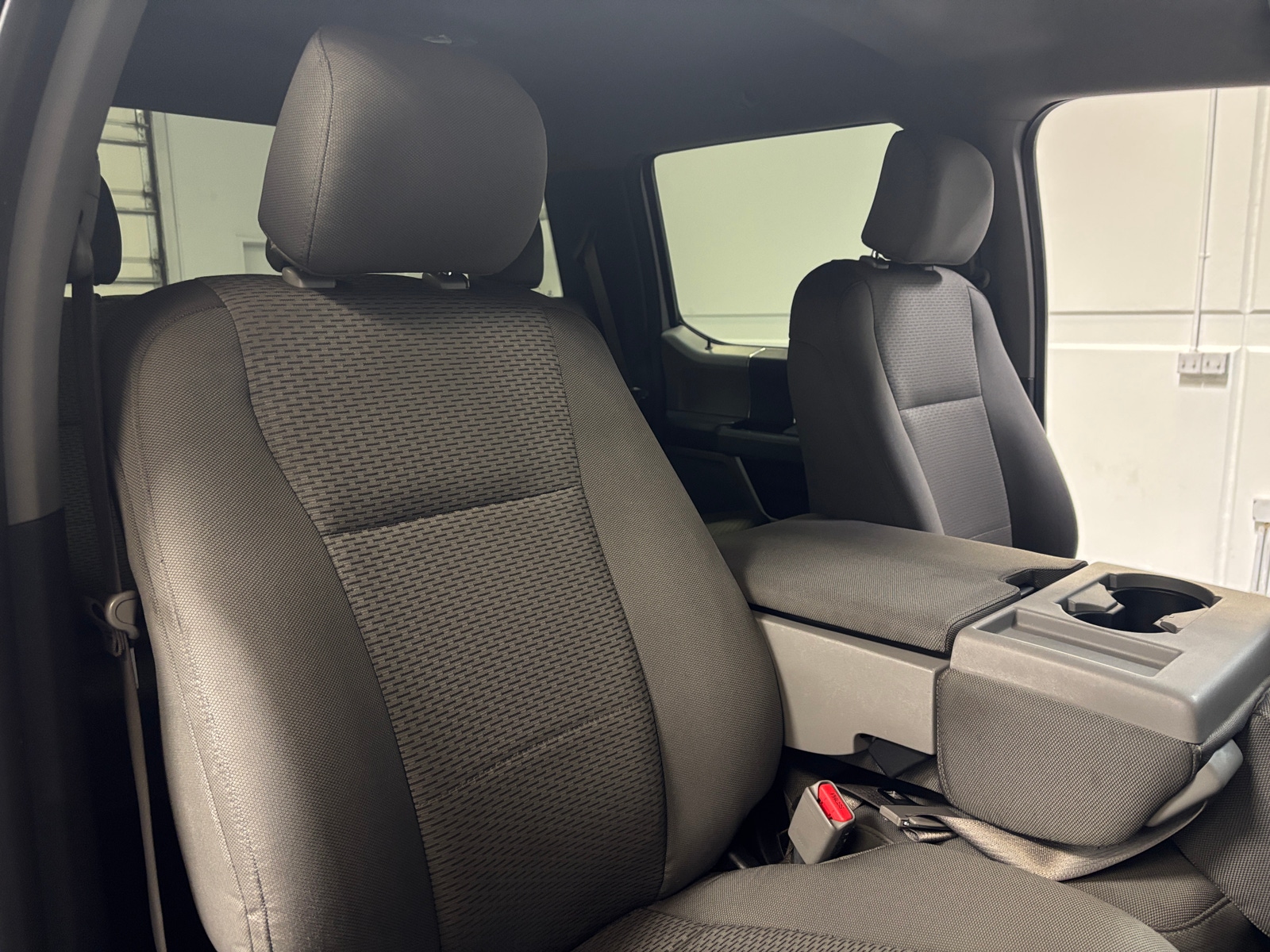 Thumbnail: 2016 Ford Econoline - 2