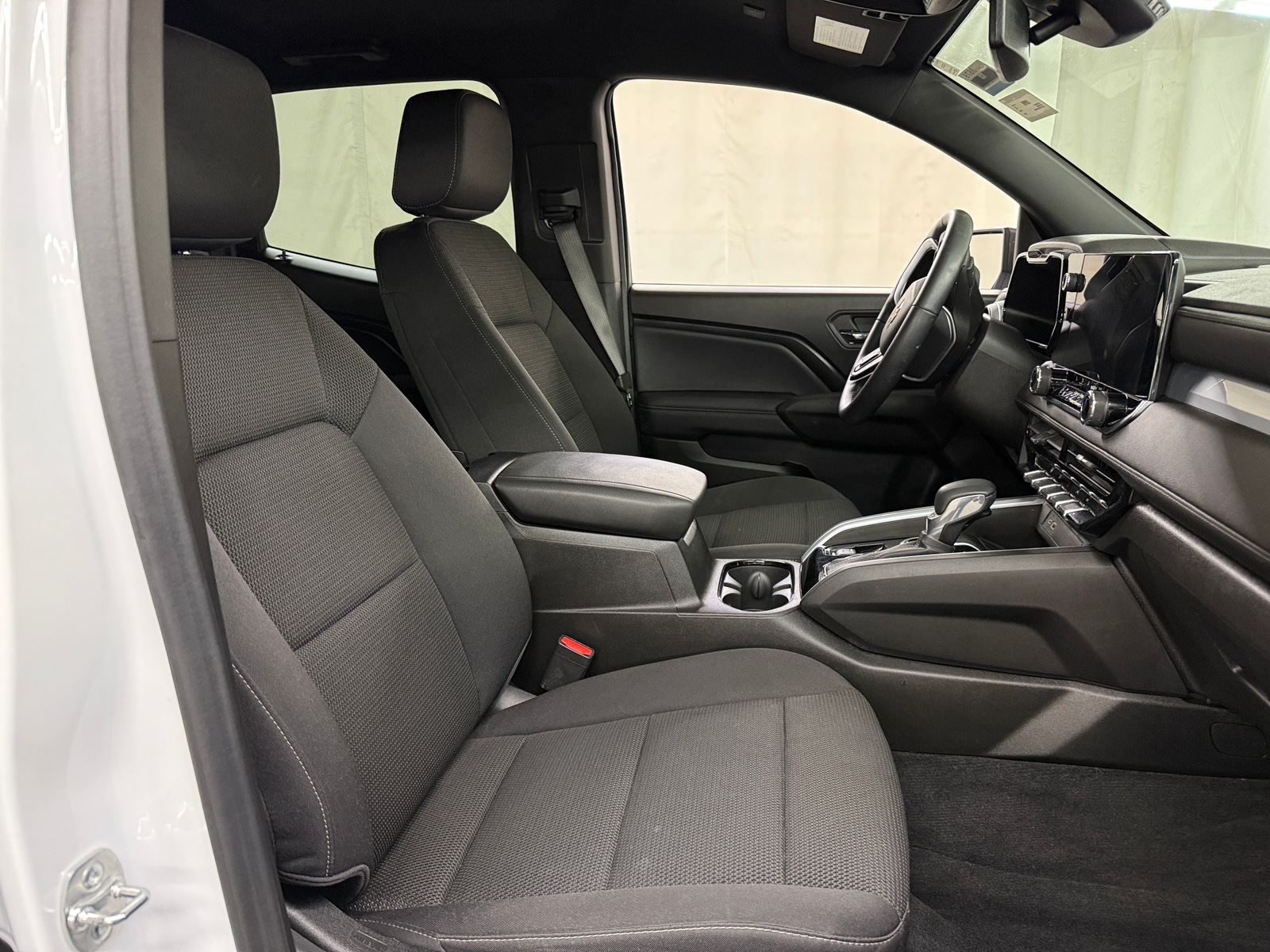 Thumbnail: 2024 Chevrolet Colorado - 2