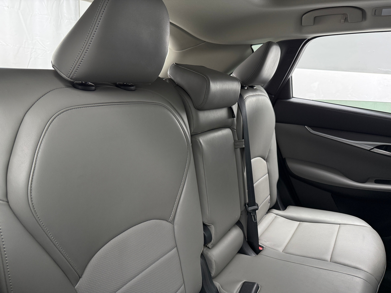 Thumbnail: 2023 INFINITI QX50 - 5