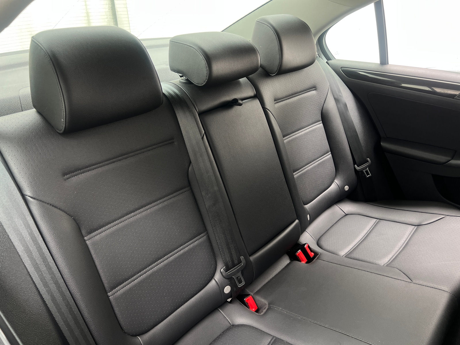 Thumbnail: 2017 Volkswagen Jetta - 5