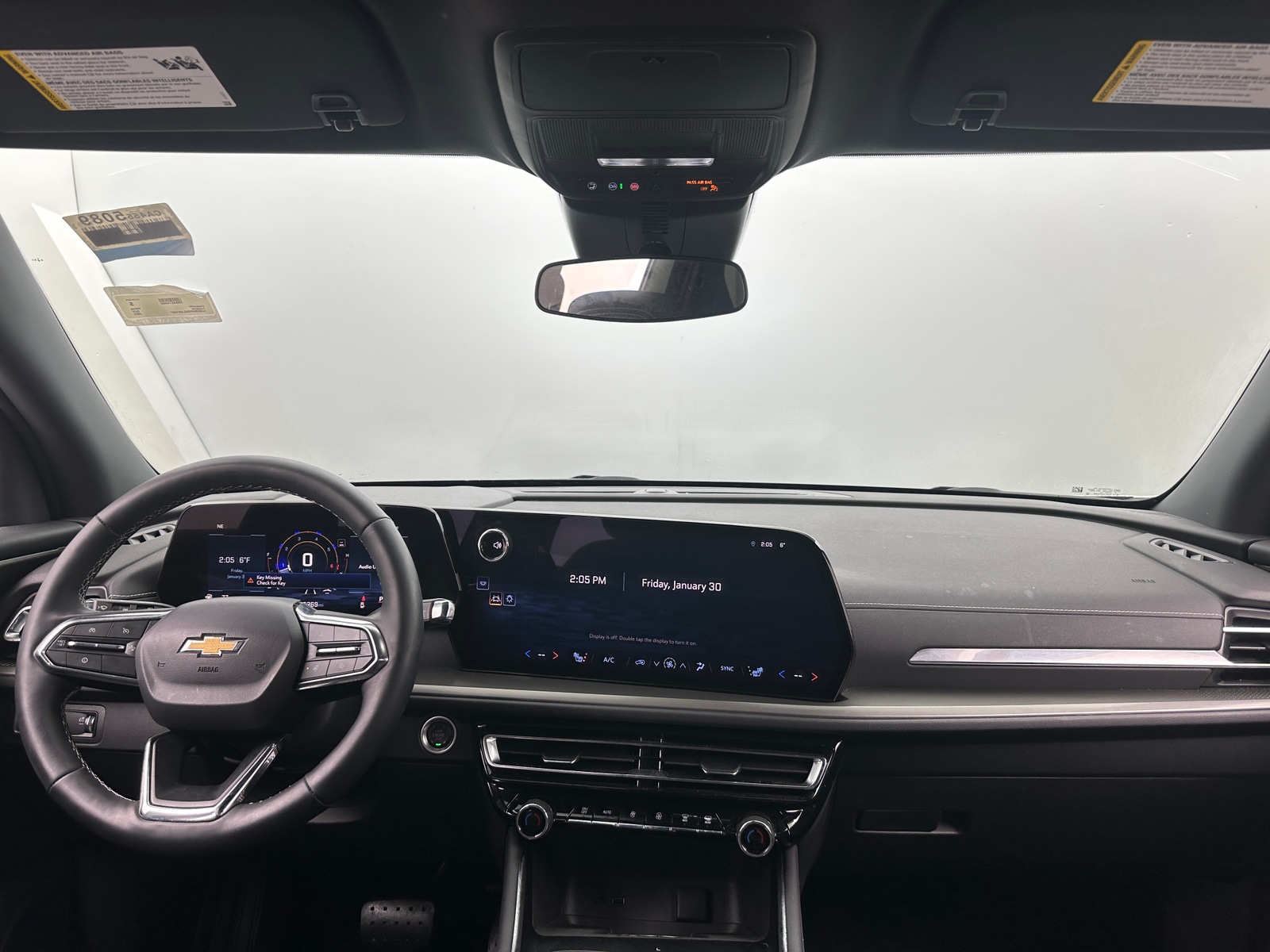 Thumbnail: 2025 Chevrolet Traverse - 3