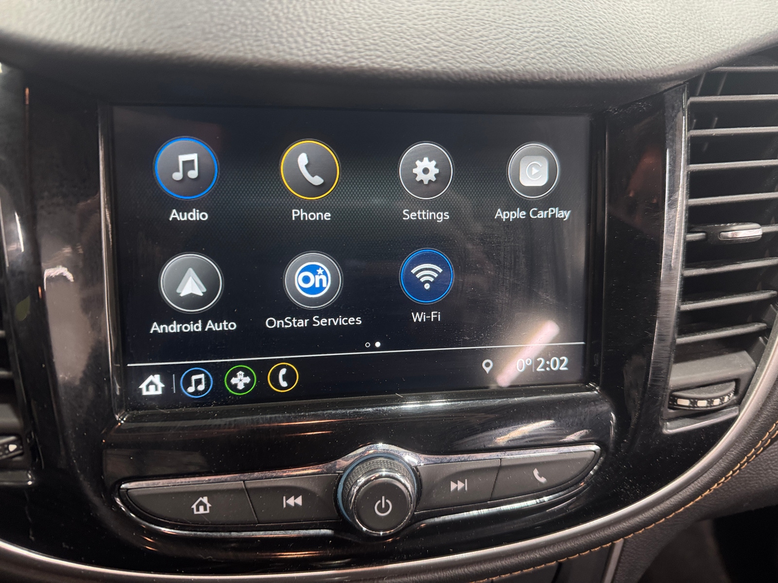 Thumbnail: 2019 Chevrolet Trax - 4