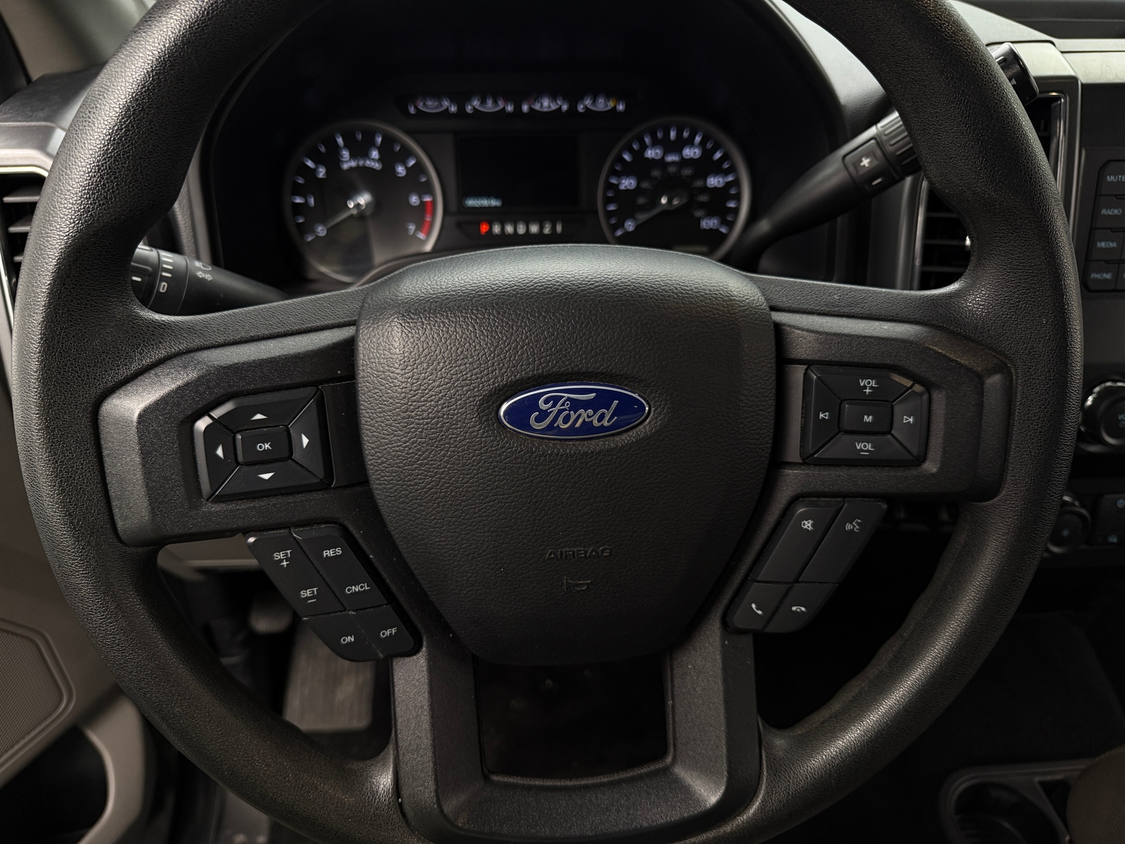 Thumbnail: 2019 Ford Econoline - 5