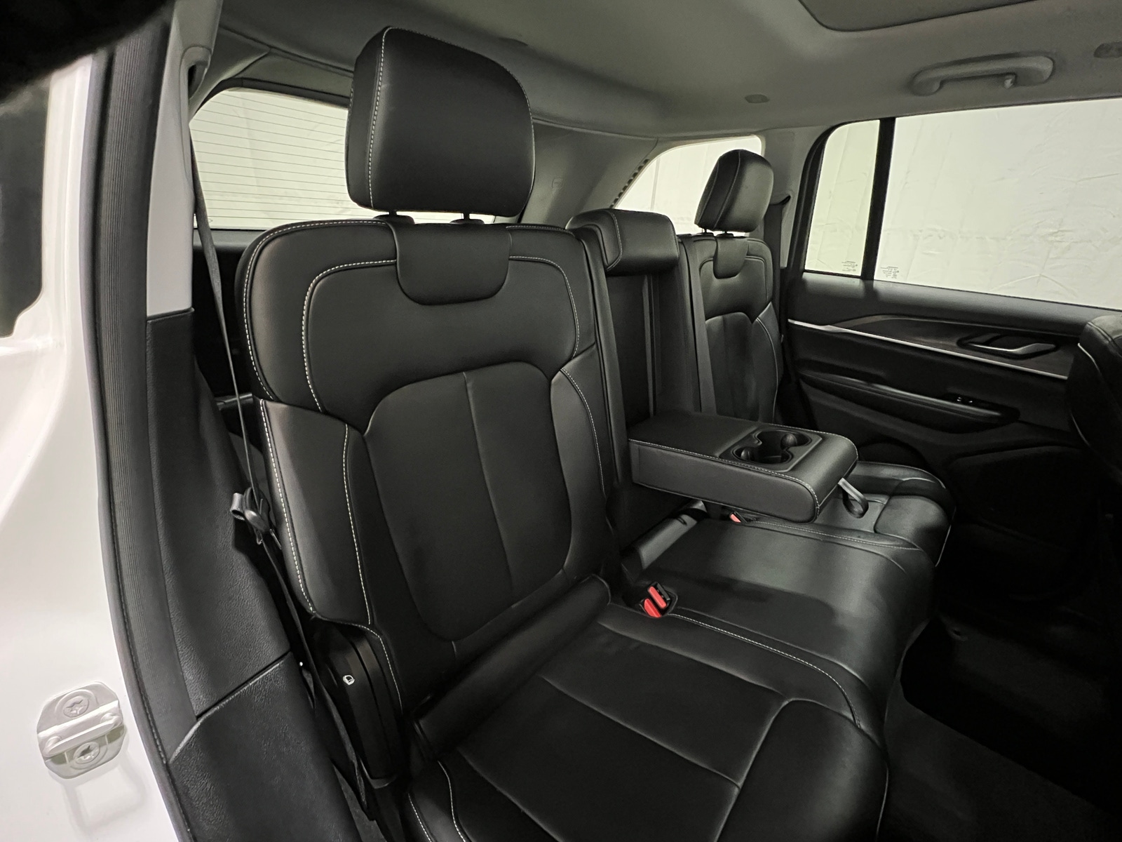 Thumbnail: 2023 Jeep Grand Cherokee - 5