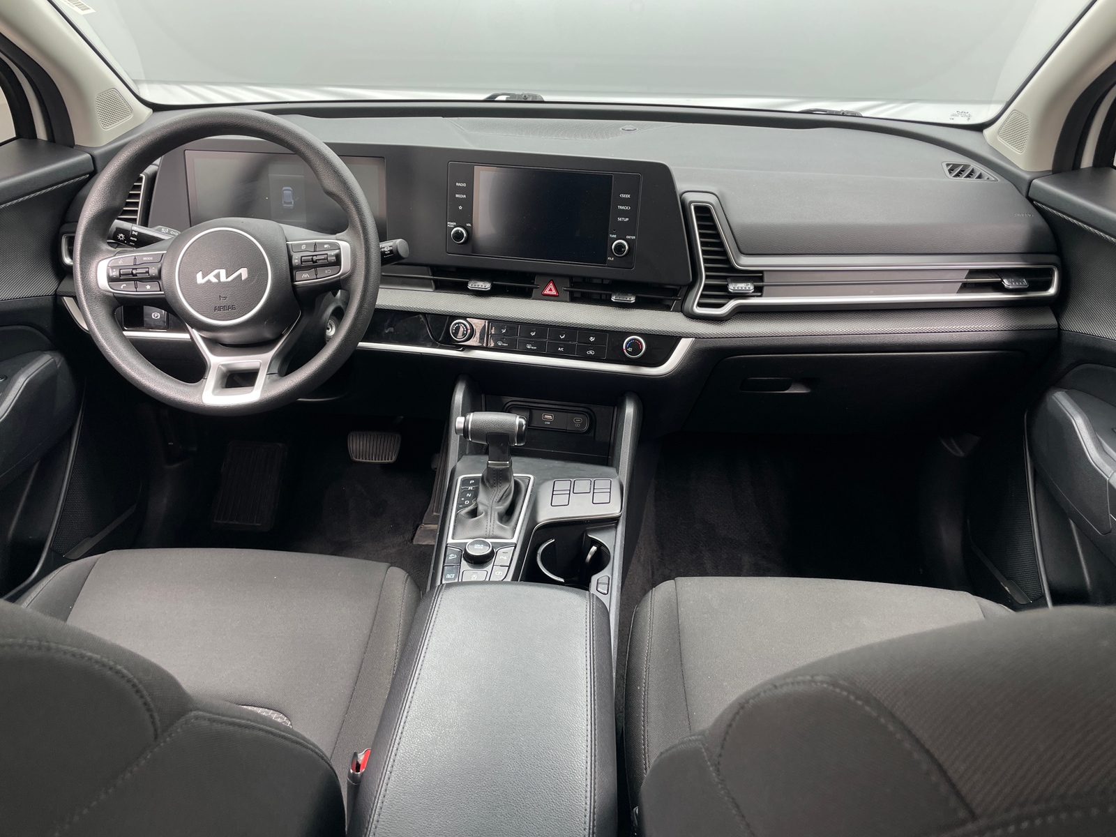 Thumbnail: 2024 Kia Sportage - 3