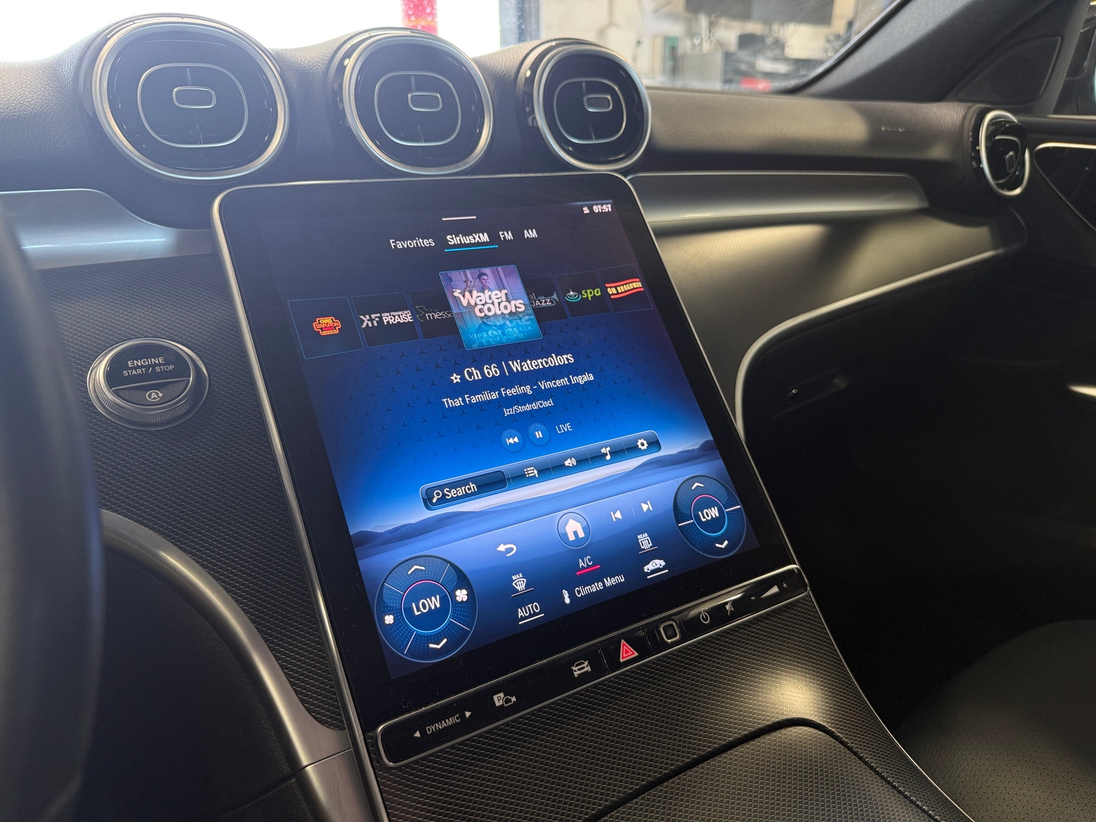 Thumbnail: 2024 Mercedes-Benz C-Class - 4