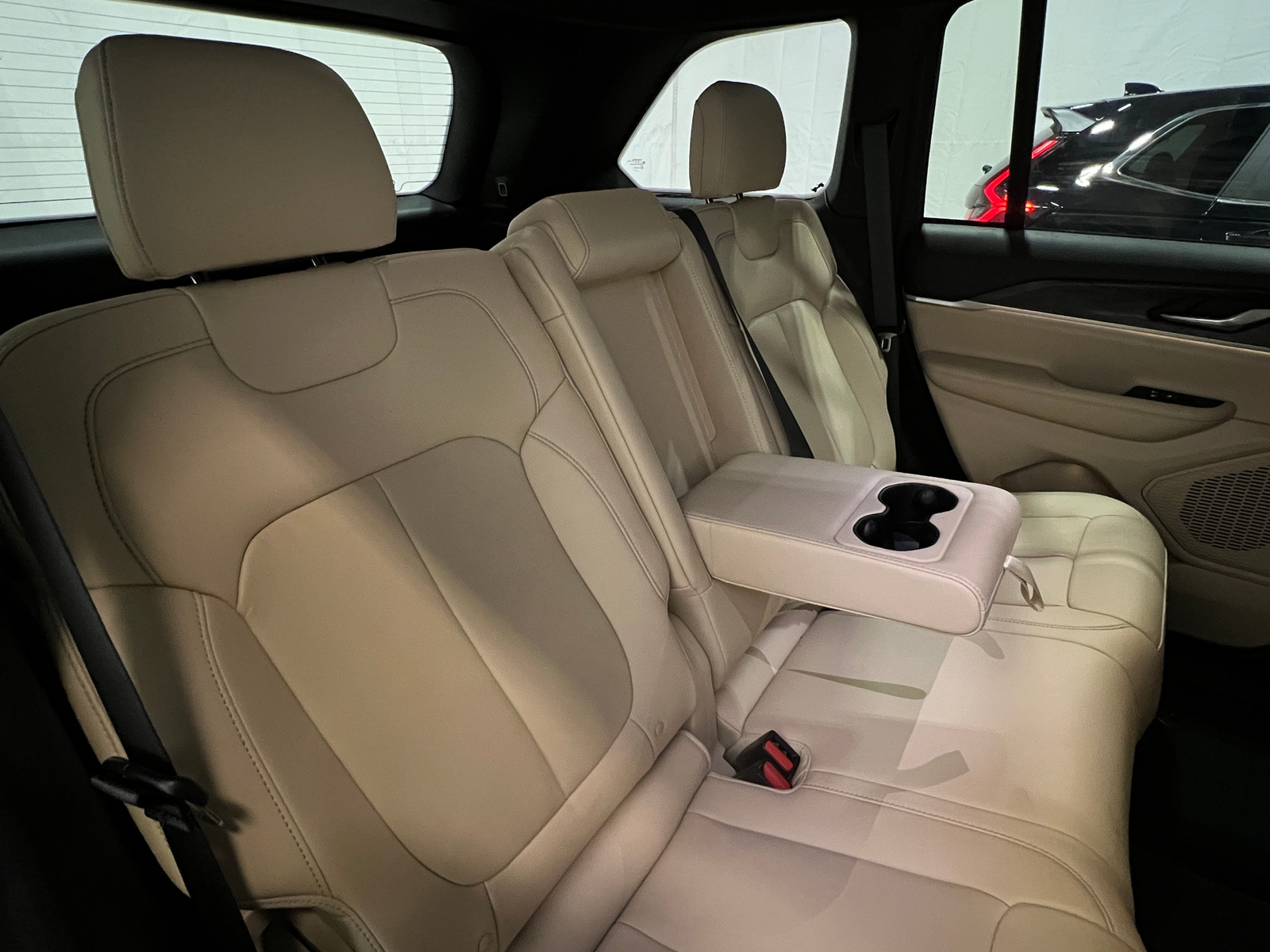 Thumbnail: 2023 Jeep Grand Cherokee - 5