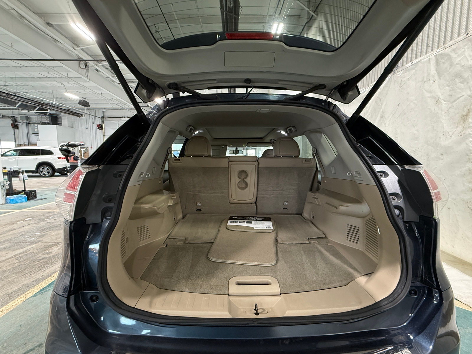 Thumbnail: 2015 Nissan Rogue - 6