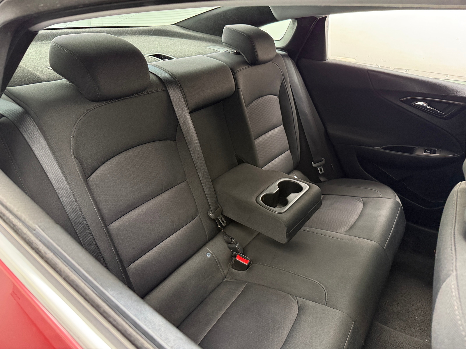 Thumbnail: 2018 Chevrolet Malibu - 6