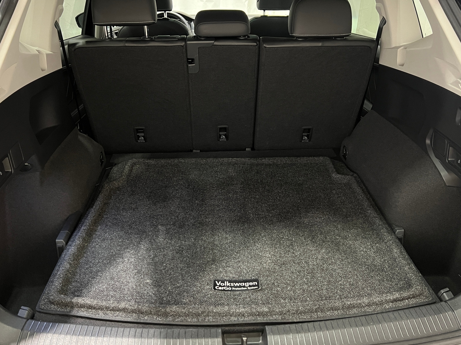 Thumbnail: 2022 Volkswagen Tiguan - 6