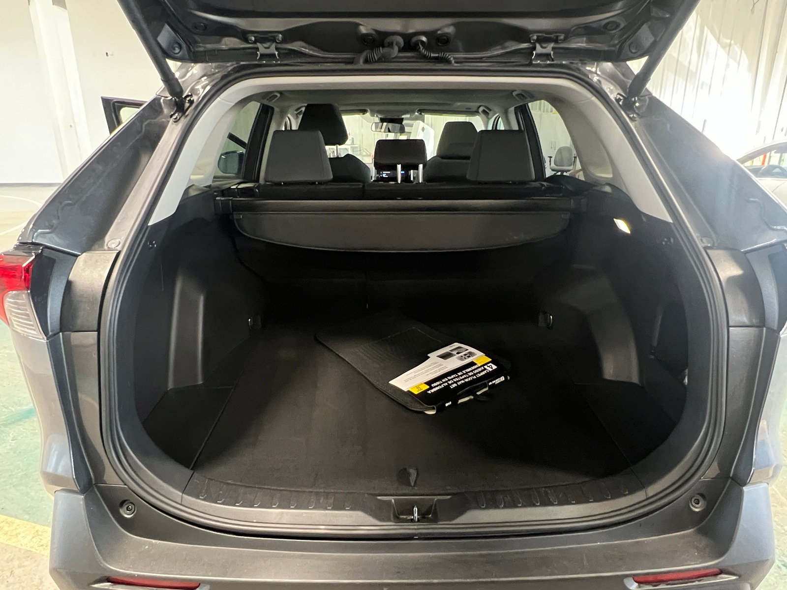 Thumbnail: 2025 Toyota RAV4 - 7