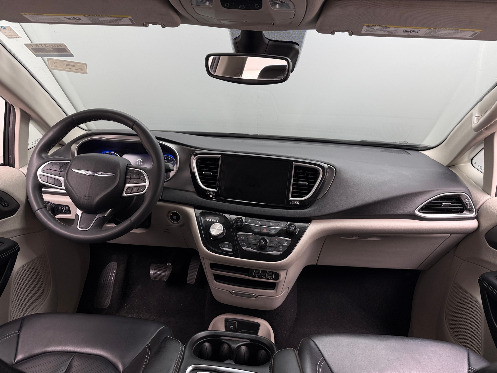 Thumbnail: 2023 Chrysler Pacifica - 2