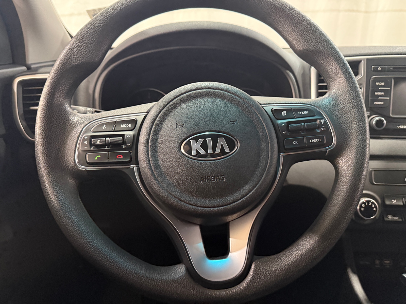 Thumbnail: 2019 Kia Sportage - 5