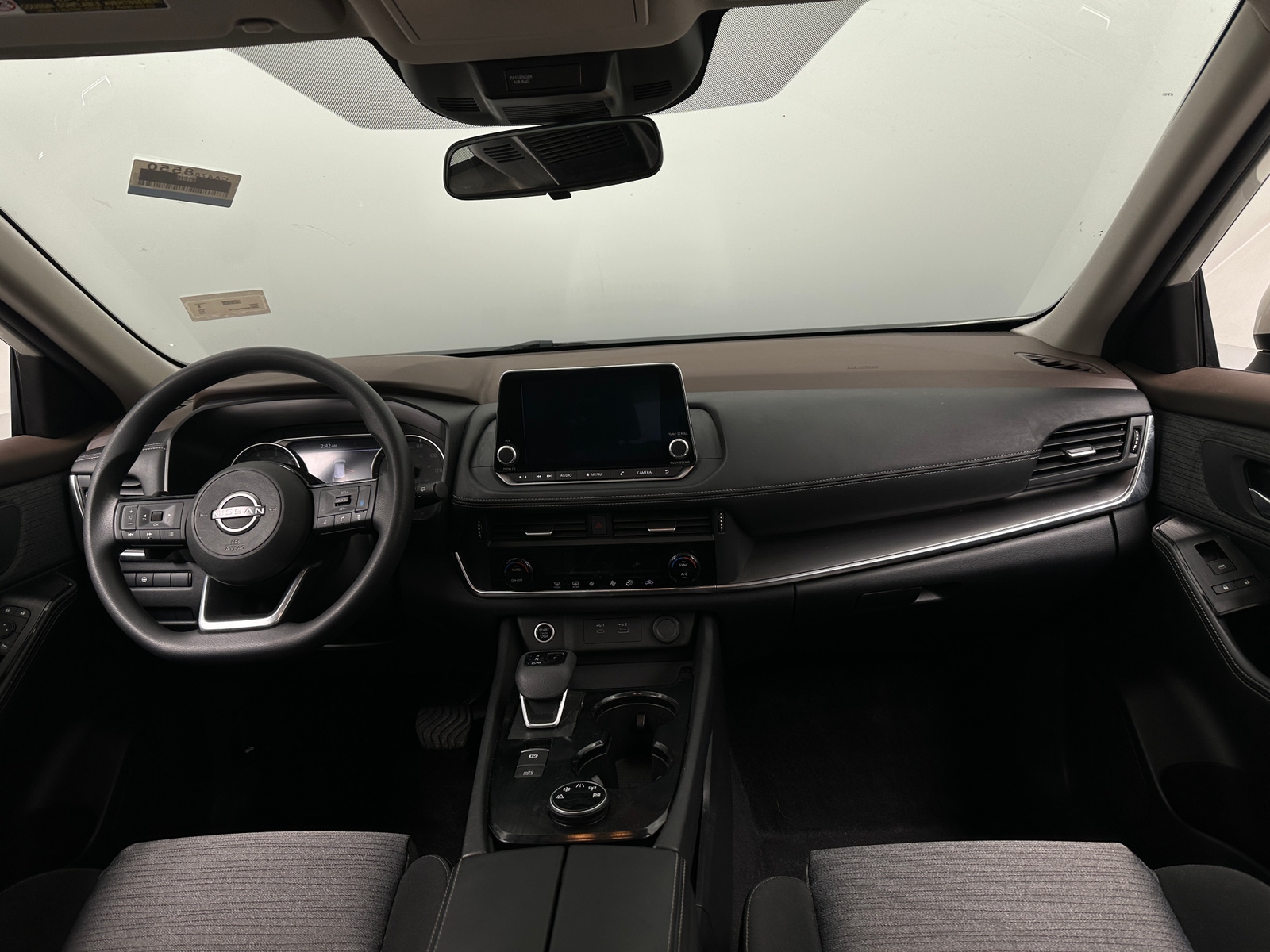 Thumbnail: 2023 Nissan Rogue - 3