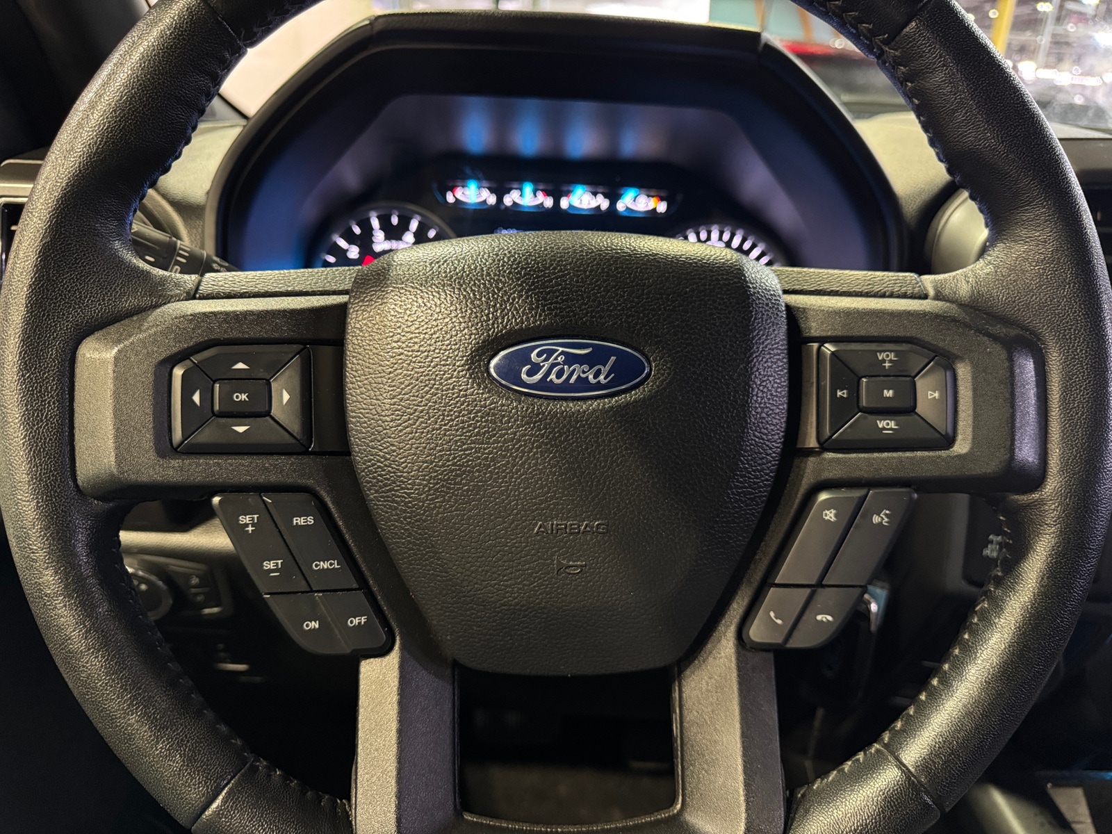 Thumbnail: 2018 Ford Econoline - 5