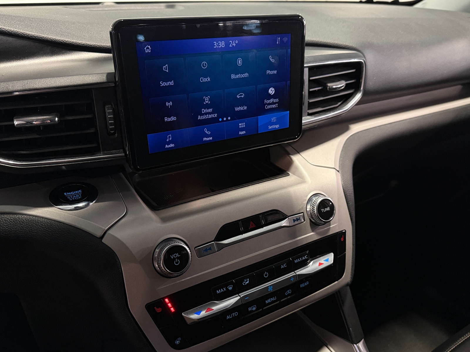 Thumbnail: 2024 Ford Explorer - 3