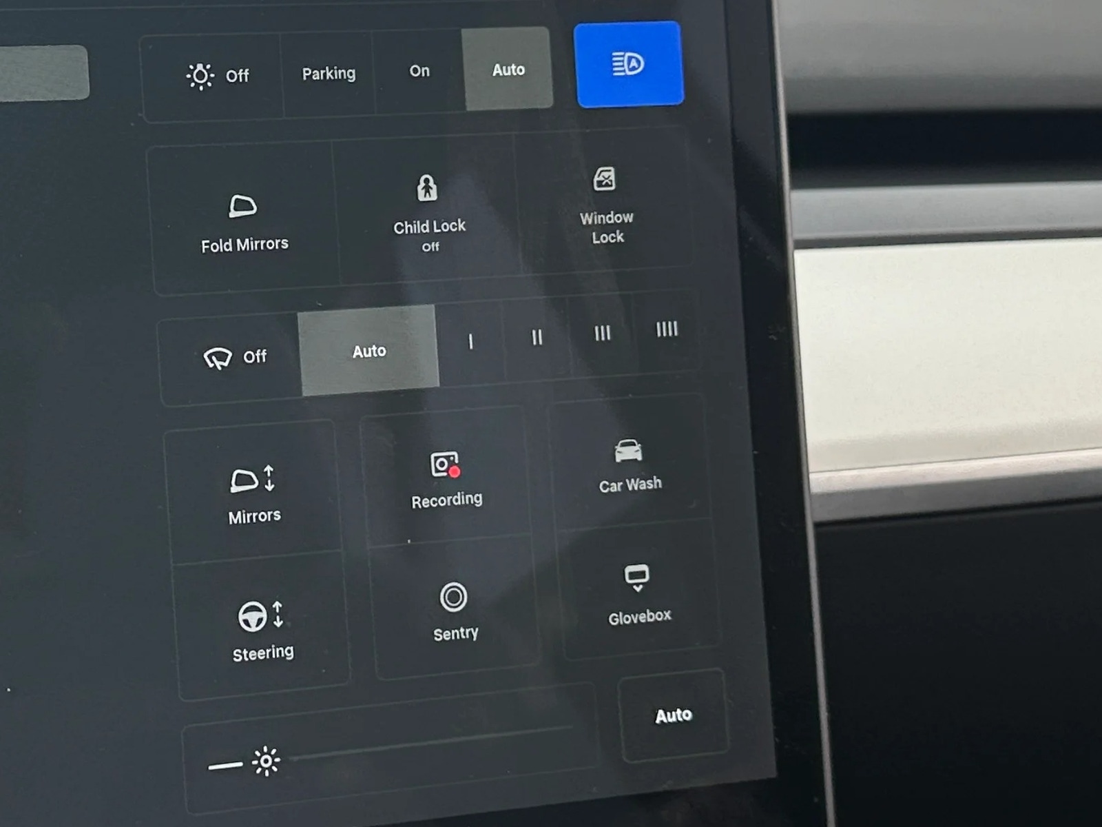 Thumbnail: 2021 Tesla Model Y - 3