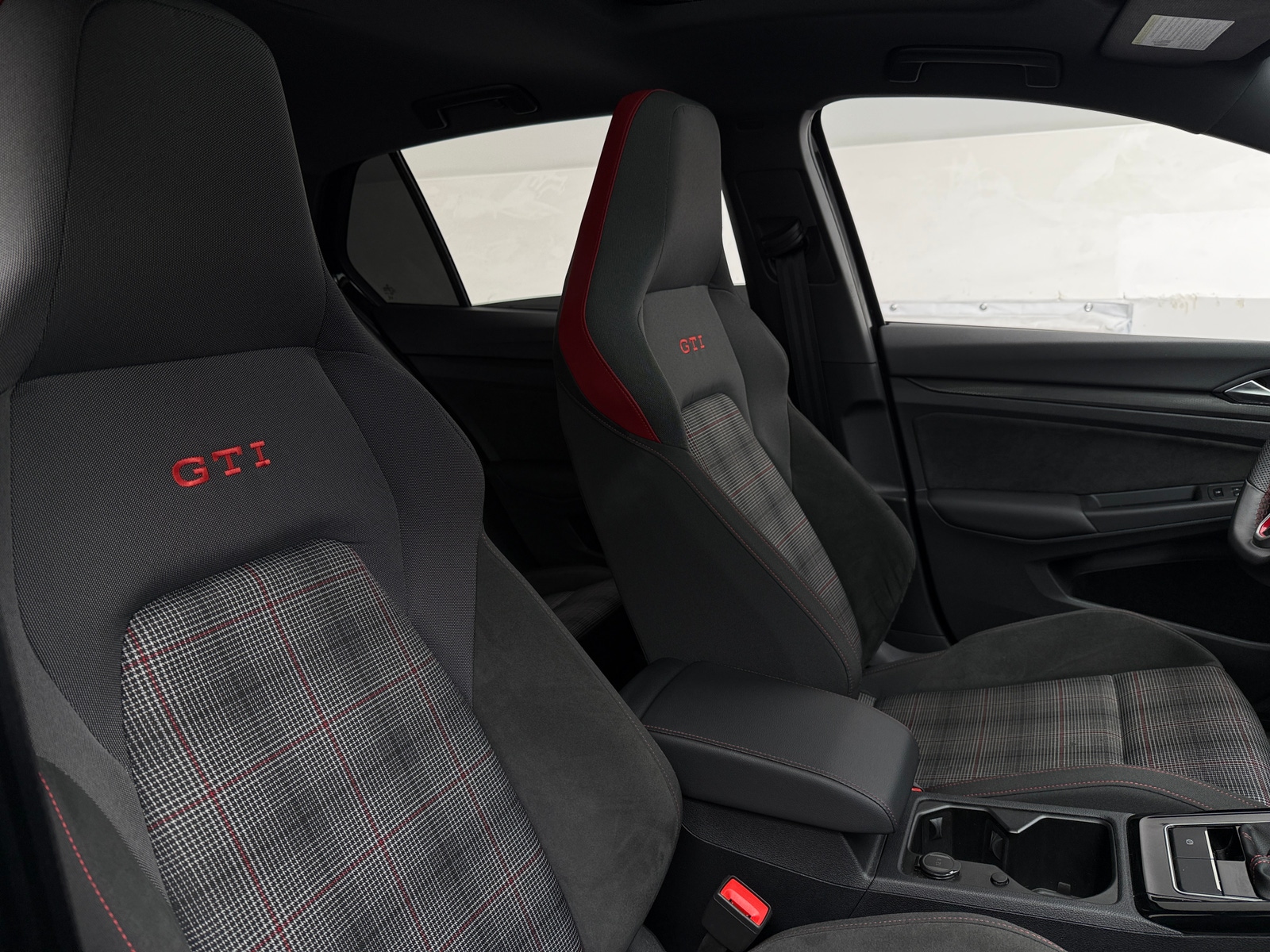 Thumbnail: 2024 Volkswagen Golf - 2