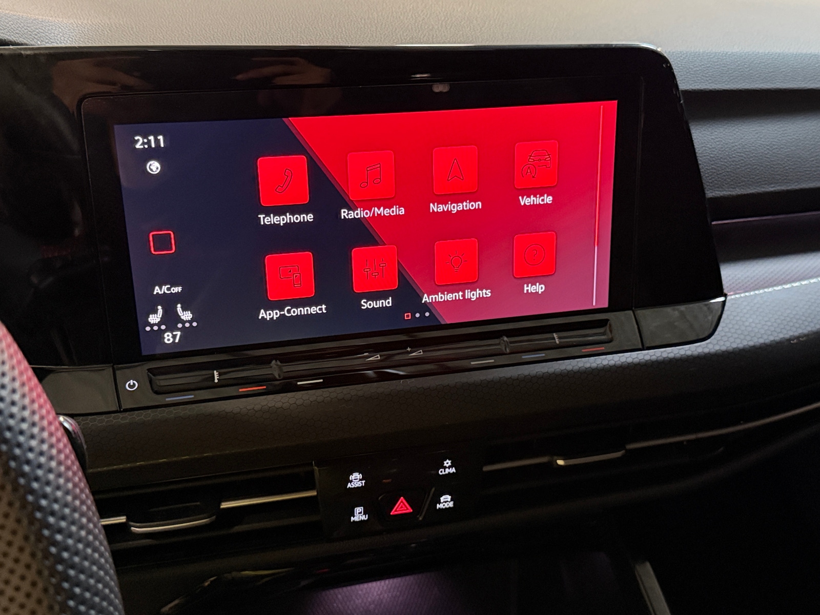 Thumbnail: 2024 Volkswagen Golf - 4