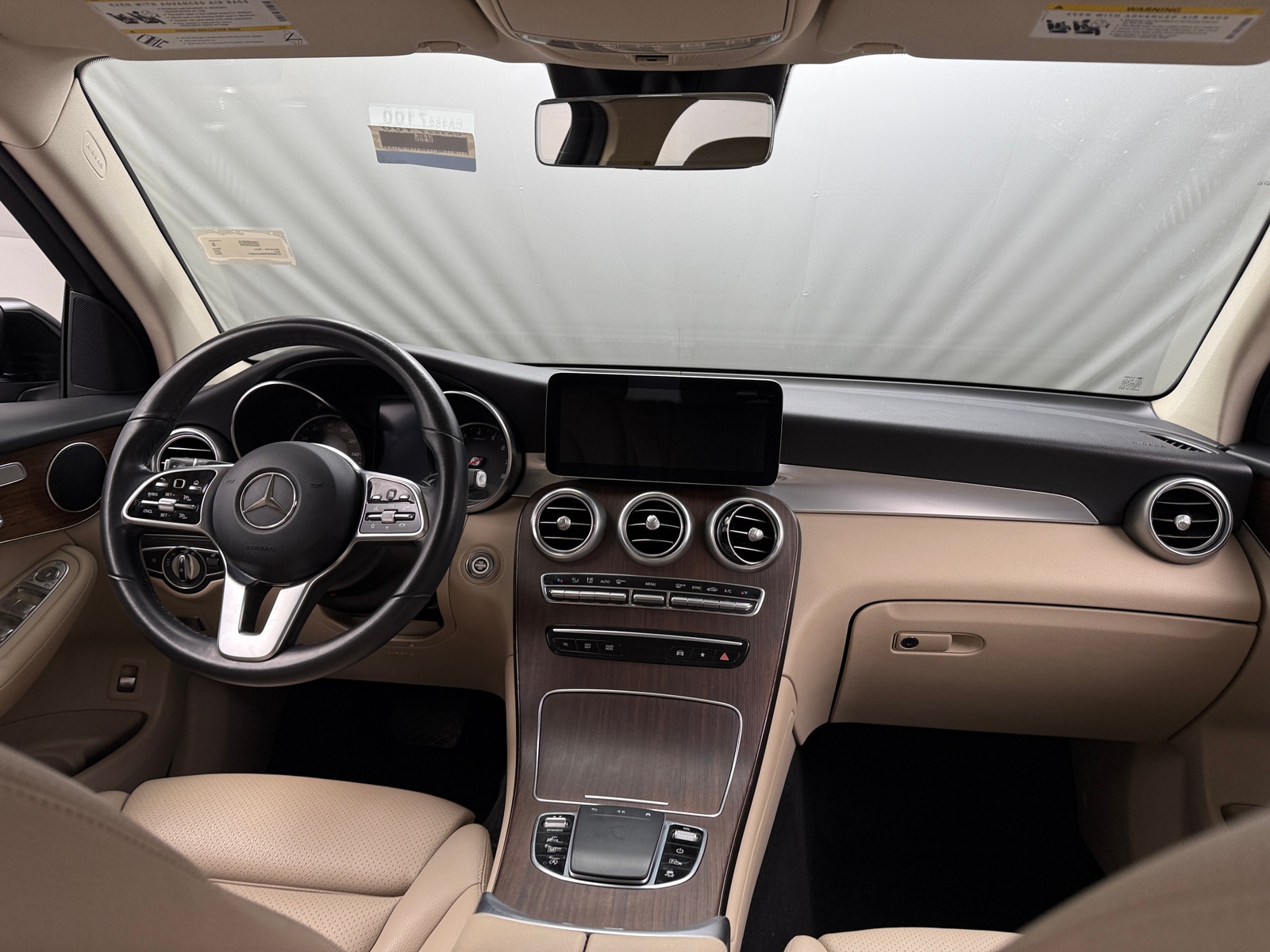 Thumbnail: 2022 Mercedes-Benz GLC - 2