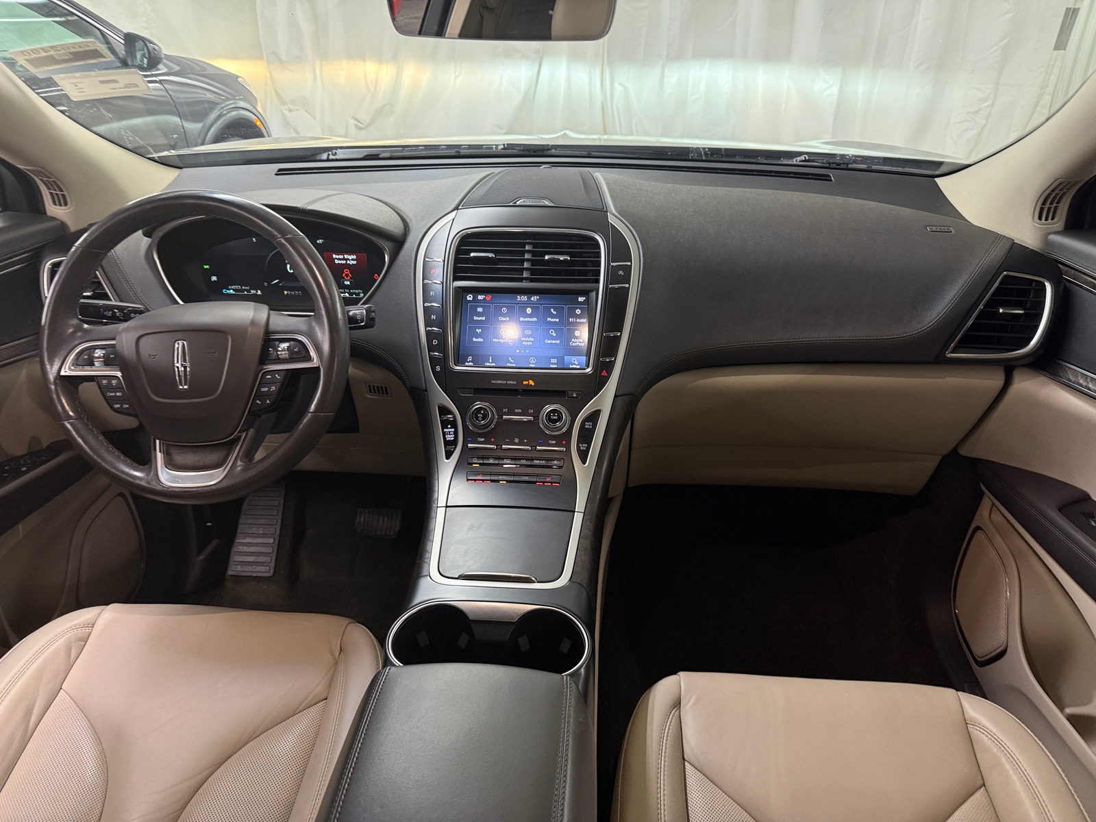 Thumbnail: 2019 Lincoln Nautilus - 2