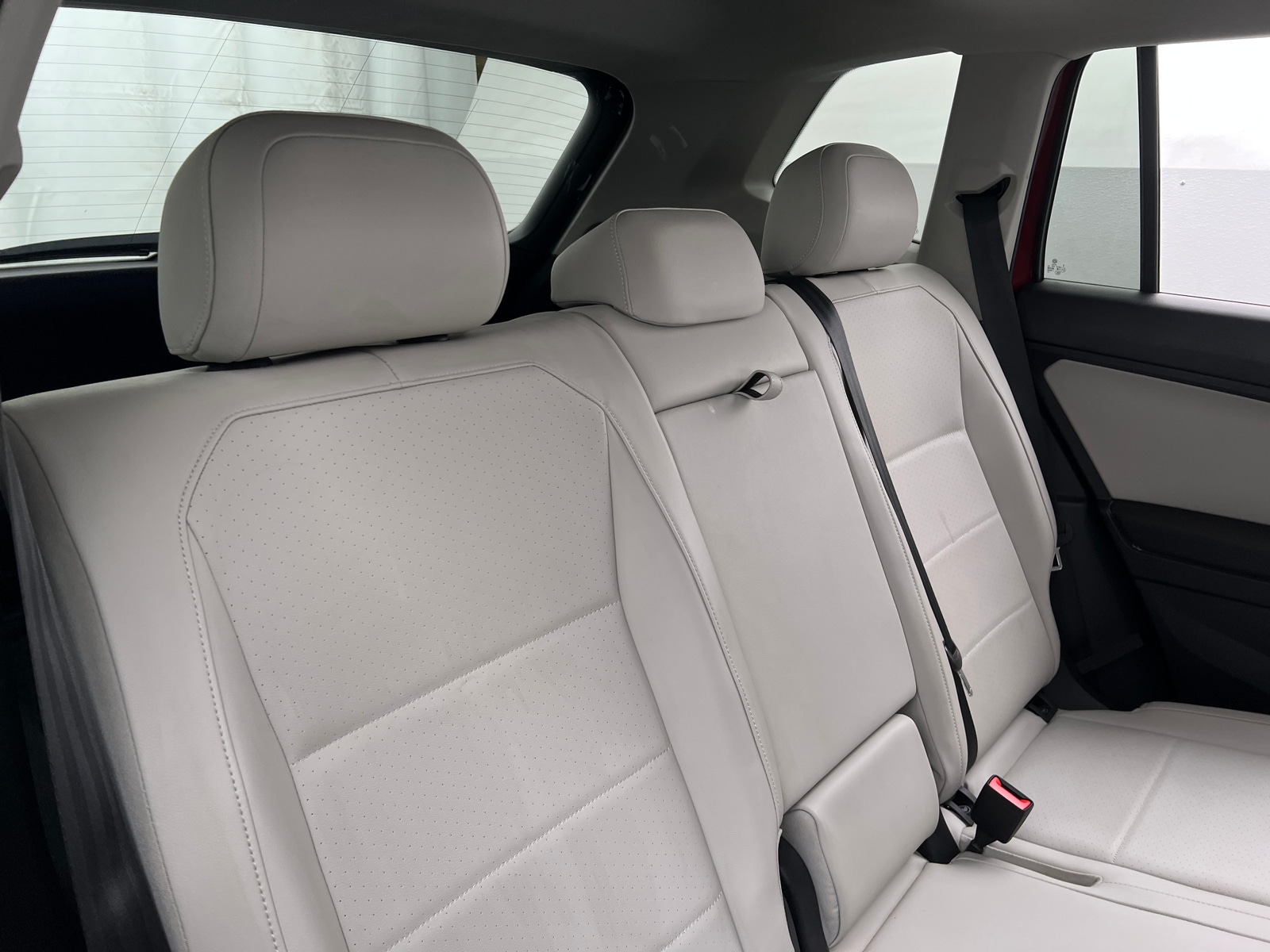 Thumbnail: 2018 Volkswagen Tiguan - 5