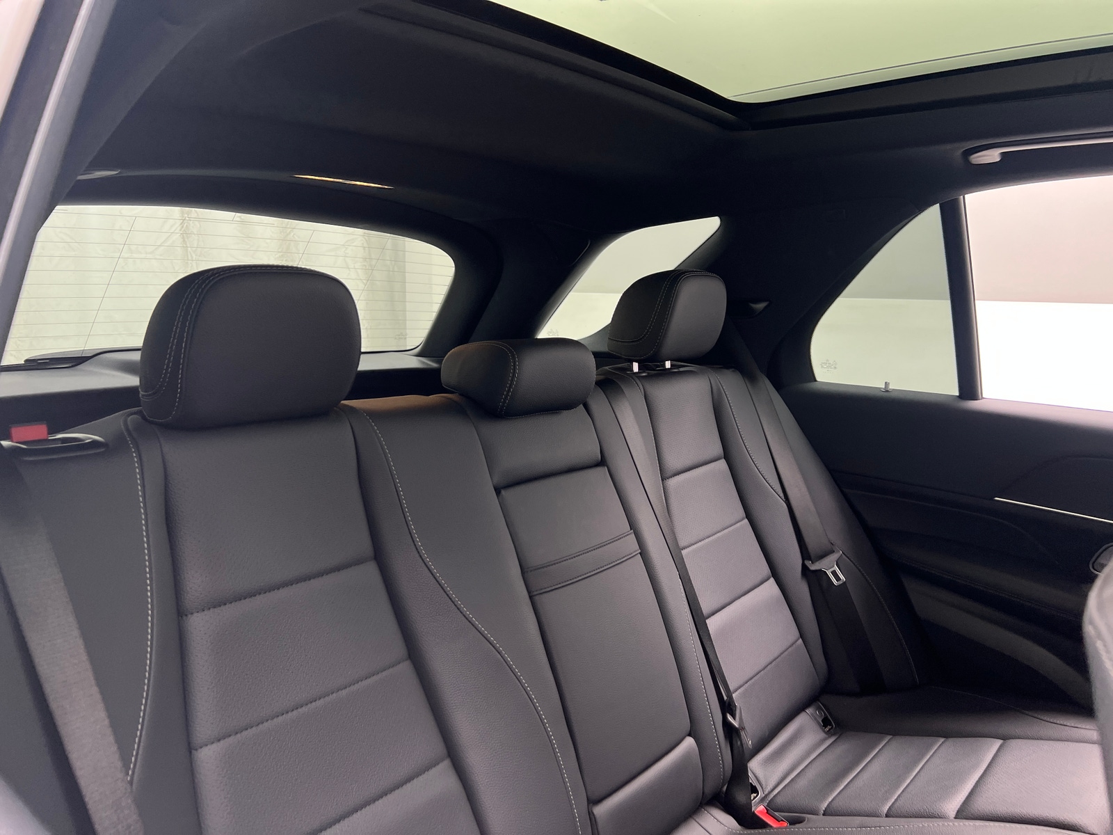 Thumbnail: 2025 Mercedes-Benz GLE - 5