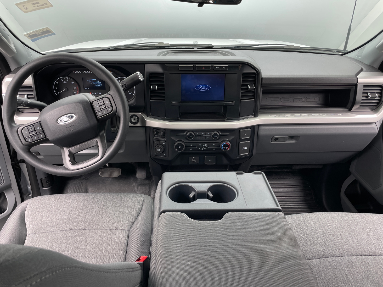 Thumbnail: 2024 Ford Econoline - 3