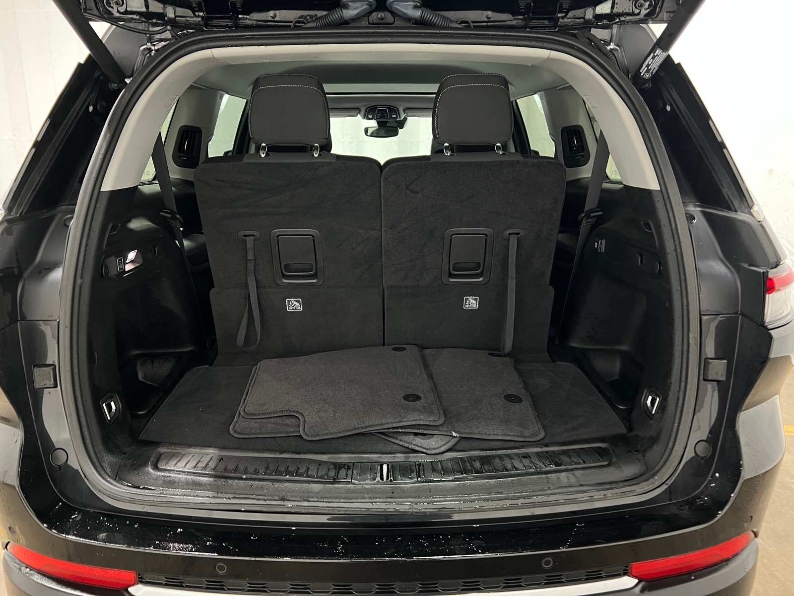 Thumbnail: 2023 Jeep Grand Cherokee L - 7