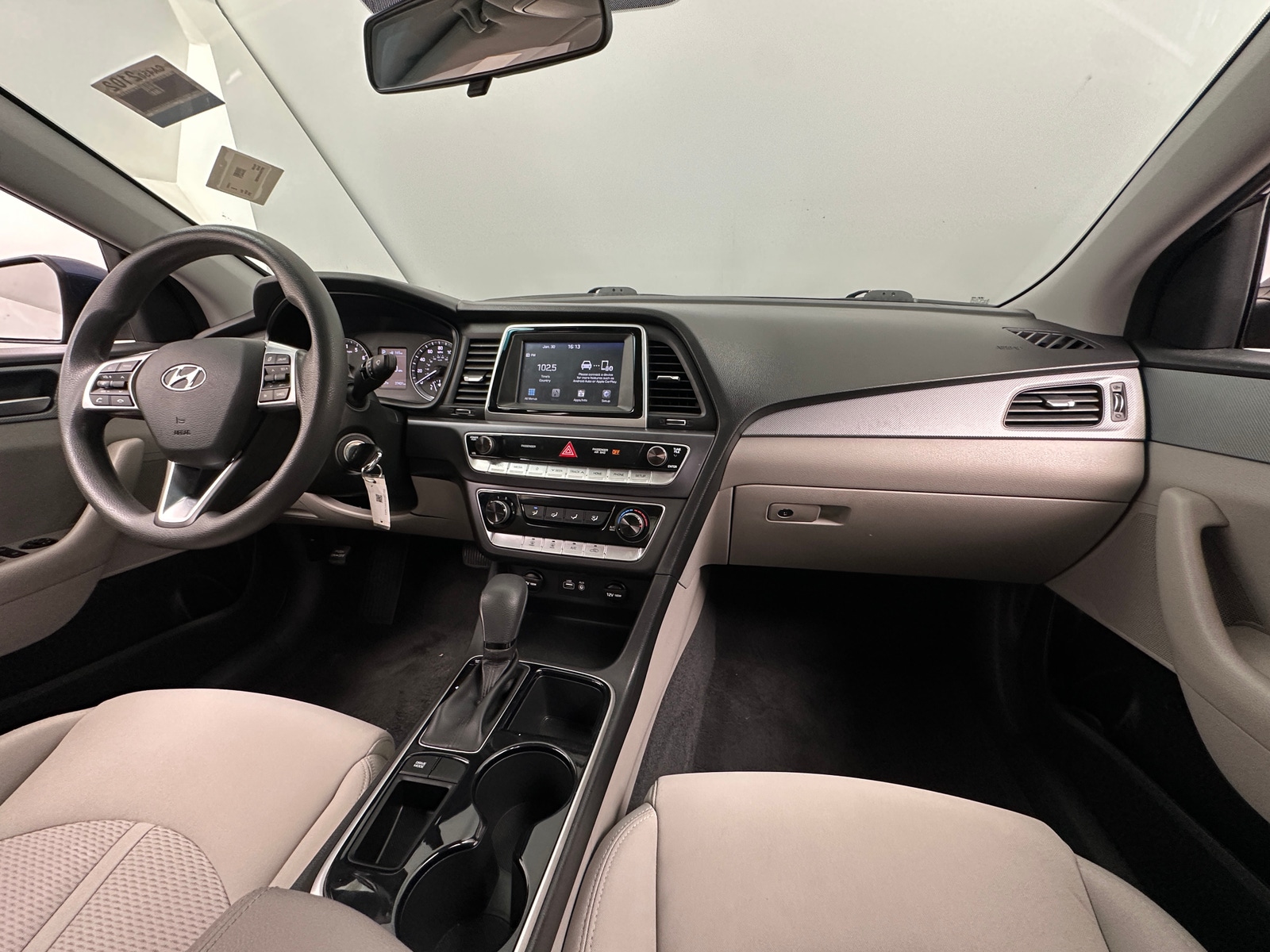 Thumbnail: 2019 Hyundai Sonata - 3