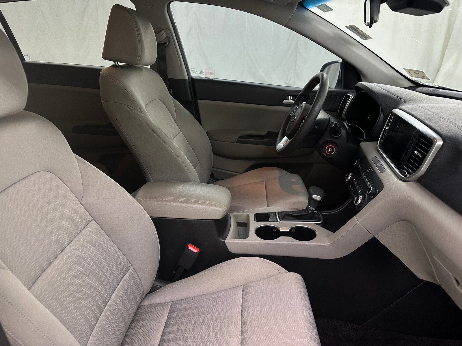 Thumbnail: 2020 Kia Sportage - 2